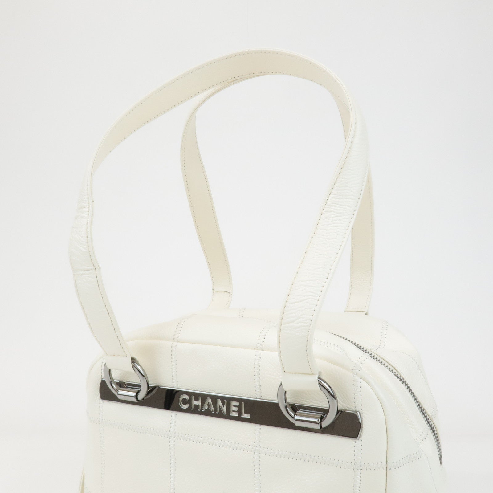 CHANEL Chocolate Bar Caviar Skin Mini Boston Hand Bag White Used