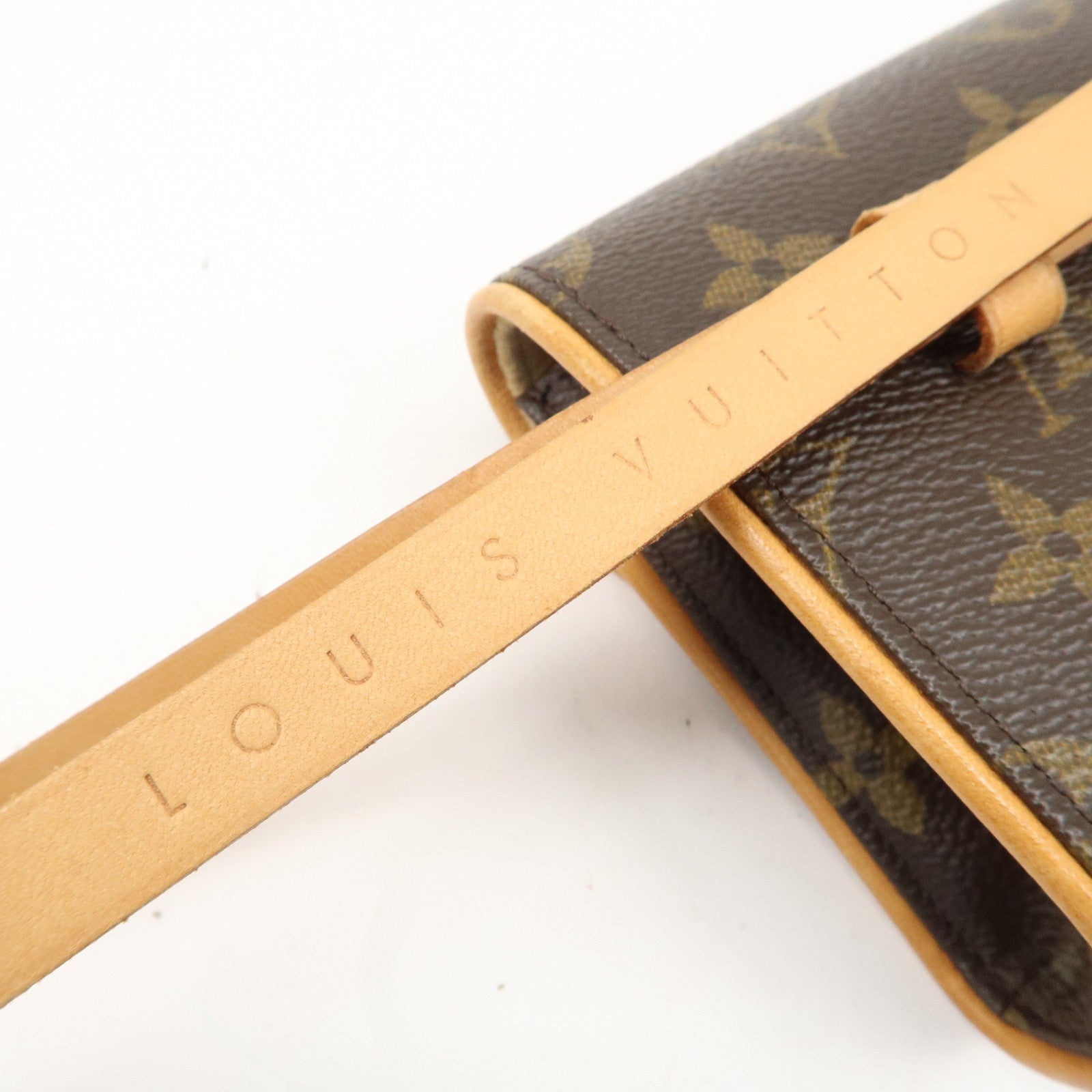 Louis Vuitton Monogram Pochette Florentine Waist Bag Belt S M51855 Used