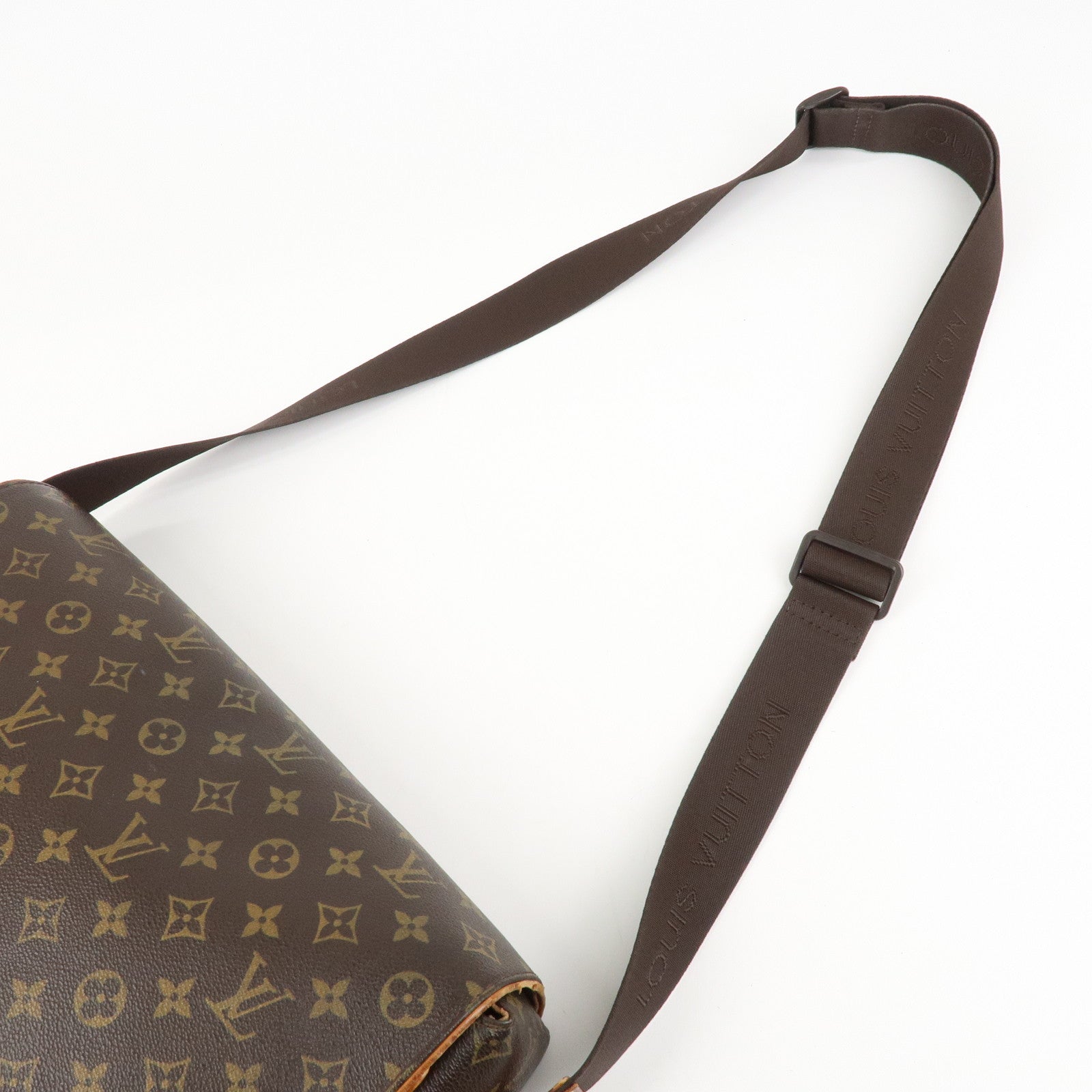 Louis Vuitton Monogram Abbesses Messenger Bag Hand Bag M45257 Used