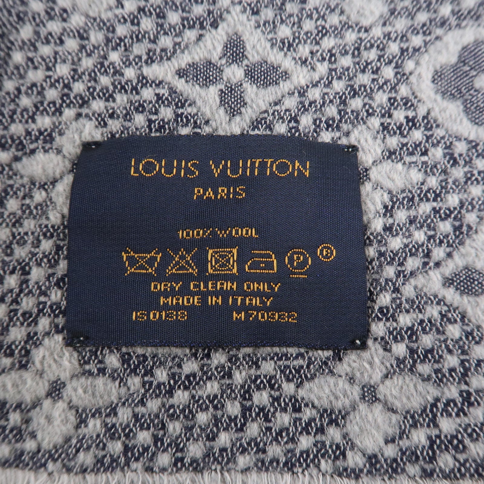 LV Escharpe Monogram Classic