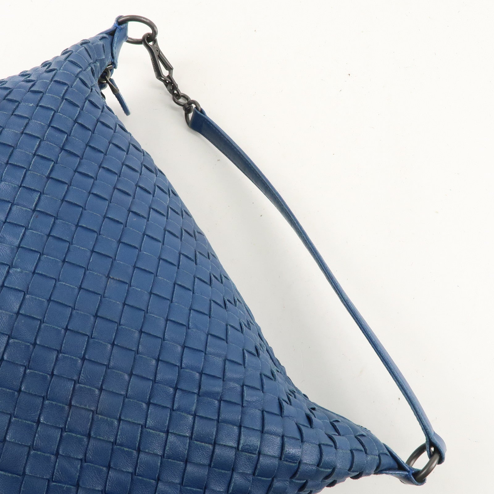 BOTTEGA VENETA Intrecciato Leather Shoulder Bag Blue 239988