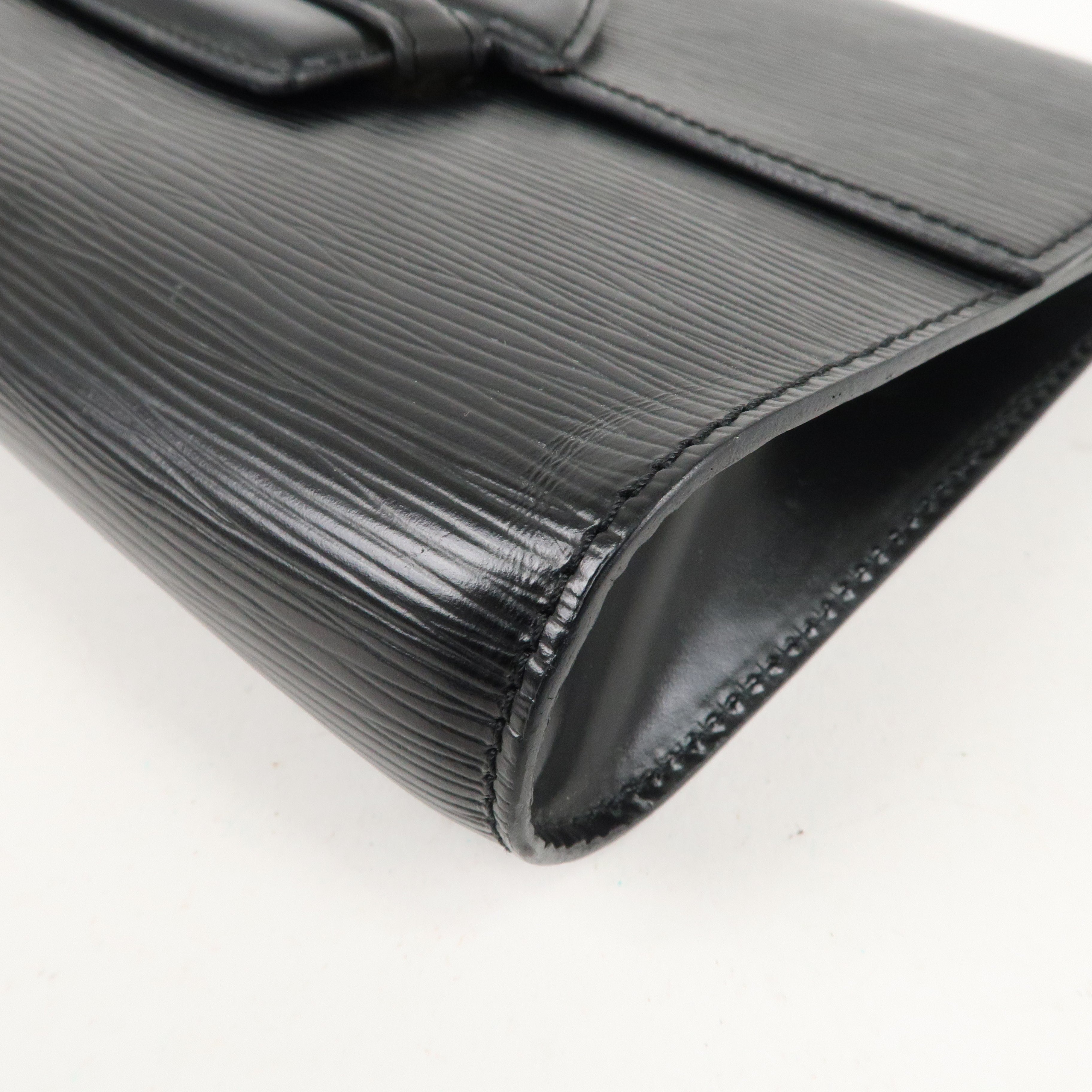 Louis Vuitton Epi Leather Chaillot Clutch Bag Black M52532