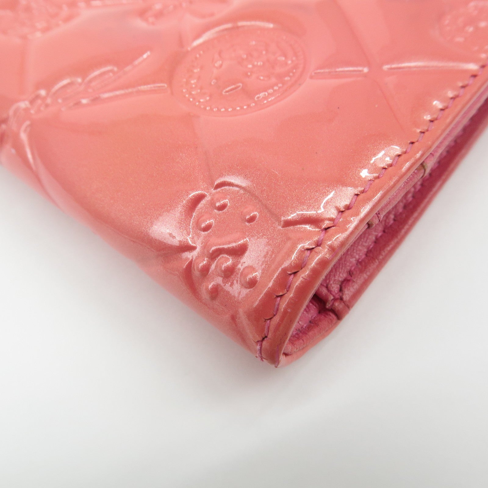 CHANEL Icon Line Patent Leather Bi-fold Wallet Pink Used