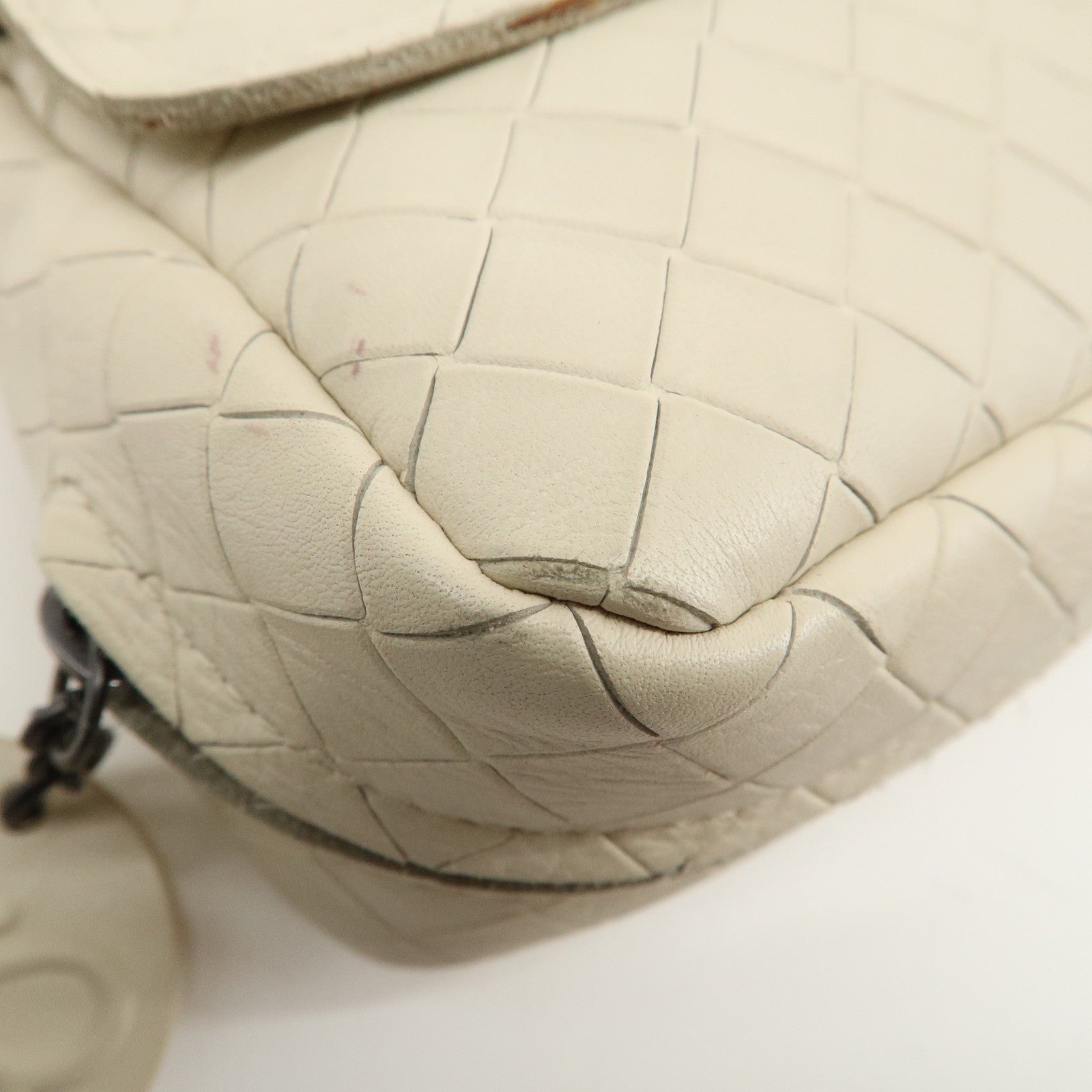 BOTTEGA VENETA Intreccio Mirage Leather Shoulder Bag White