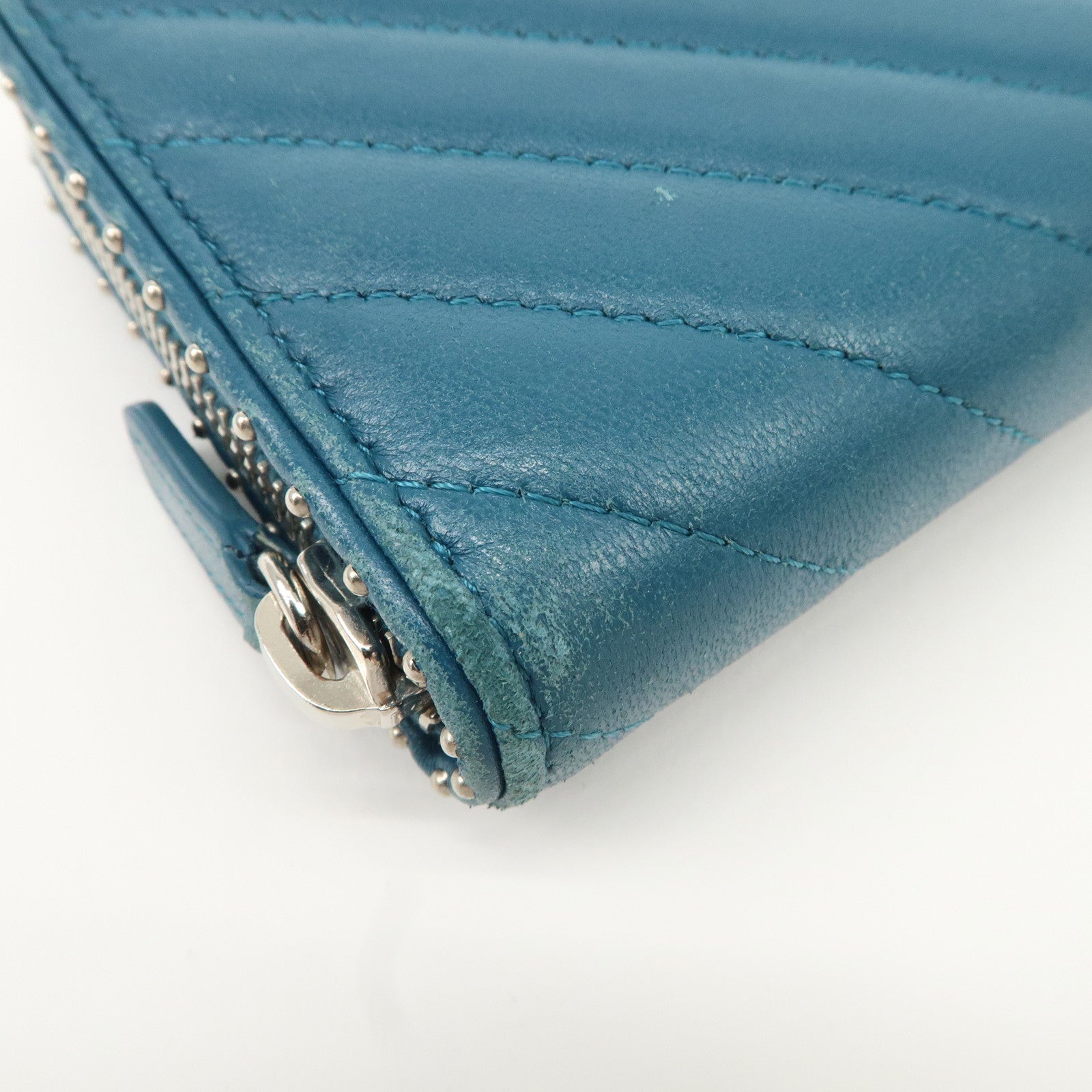 CHANEL V Stich Lamb Skin Coco Mark Studs Long Wallet Blue A50097 Used