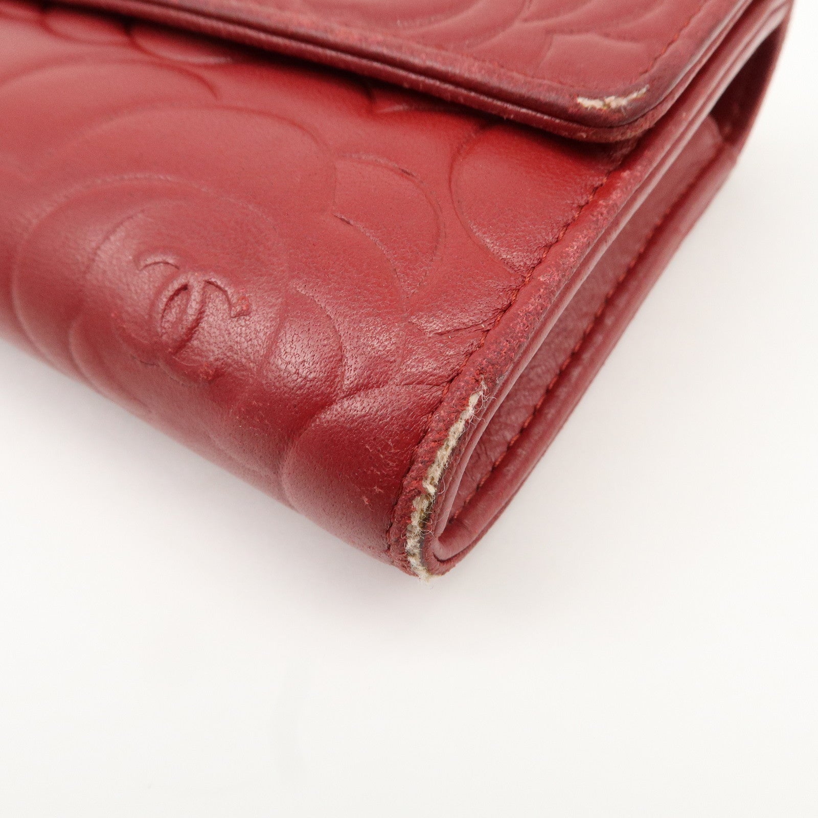 CHANEL Camelia Lamb Skin Bi-fold Long Wallet Red