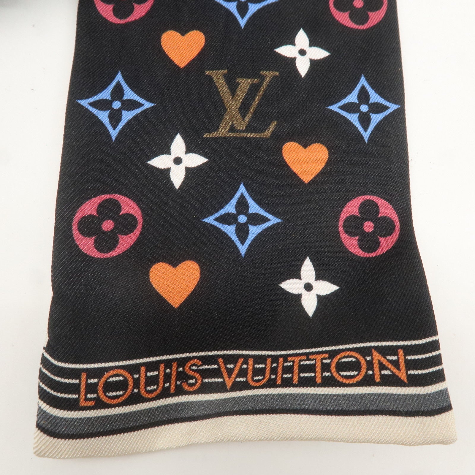 Louis Vuitton Game on Bandeau Silk 100% Scraf Black MP2904