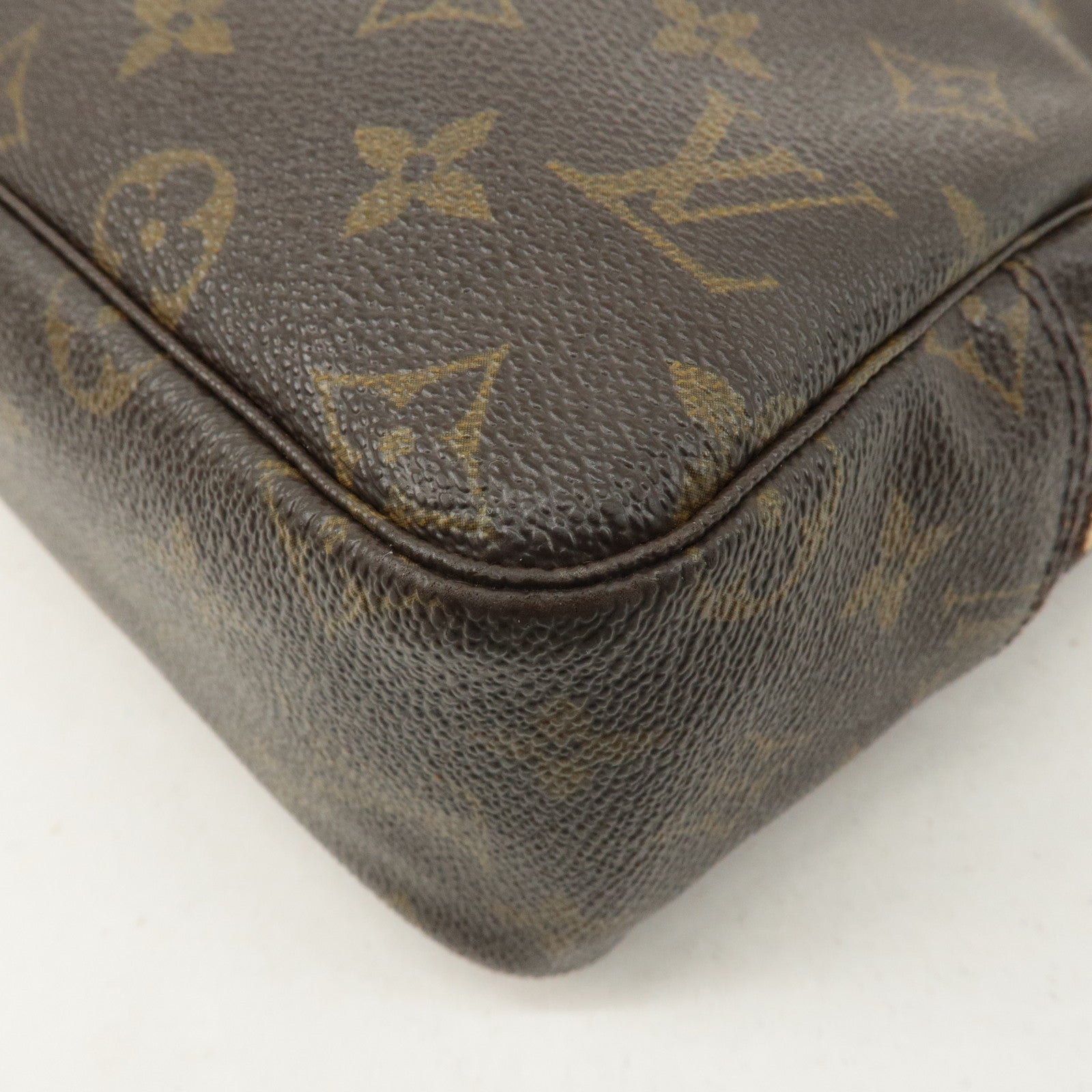 Louis Vuitton Monogram Trousse Toilette 28 Pouch Brown M47522