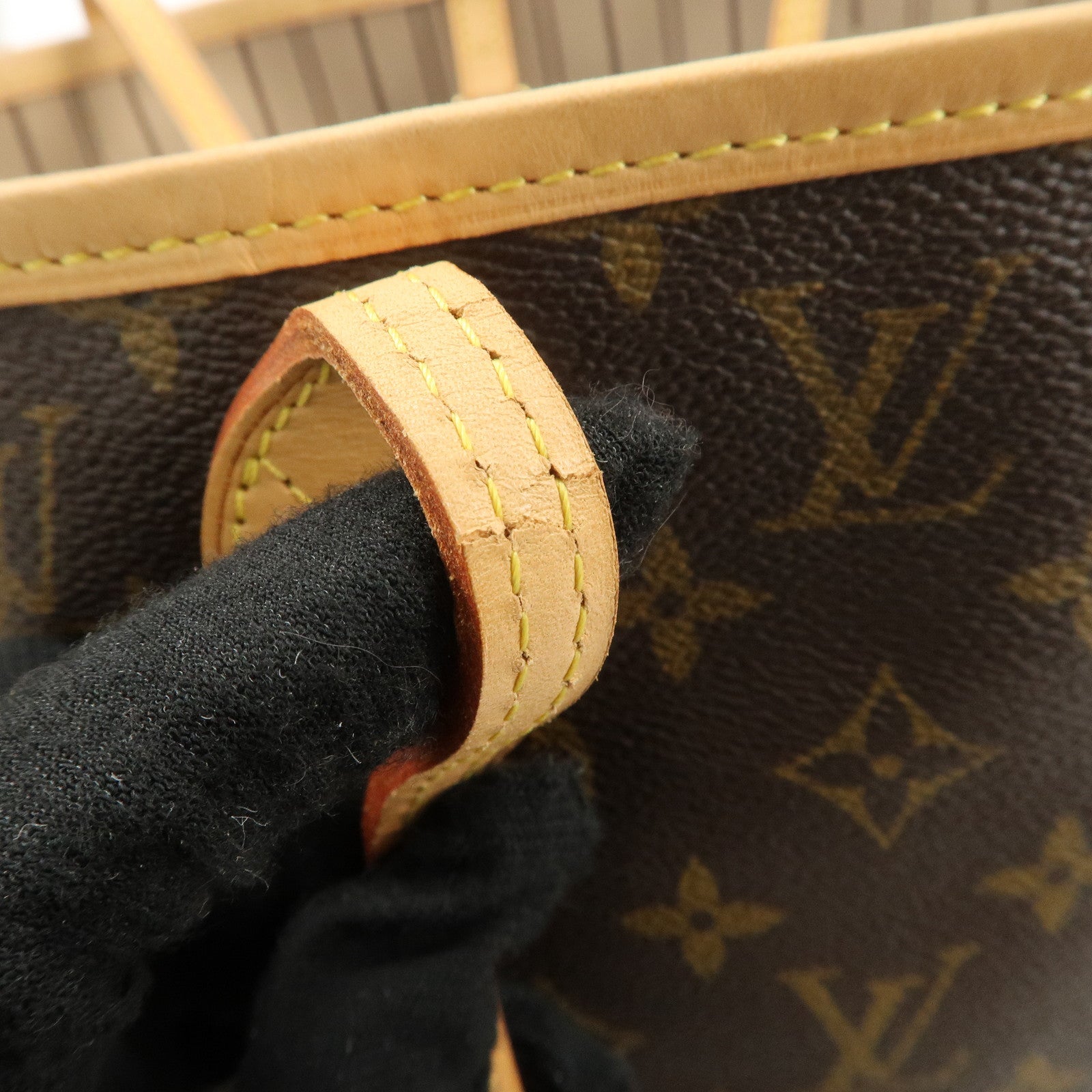 Louis Vuitton Monogram Neverfull MM Tote Bag Brown M40156