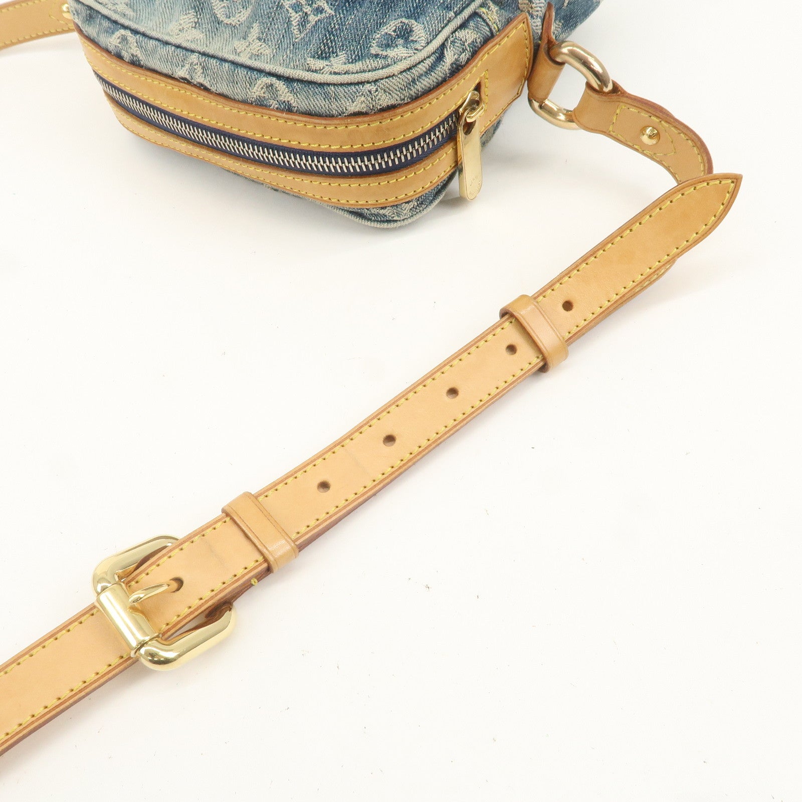 Louis Vuitton Monogram Denim Camera Bag Shoulder Bag Blue M95348