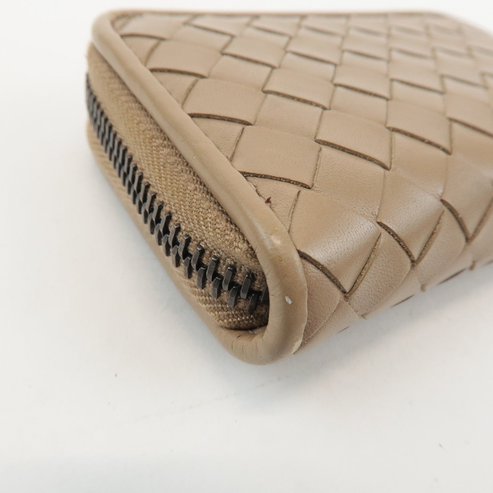 BOTTEGA VENETA Intrecciato Leather Zippy Coin Case Beige 114075