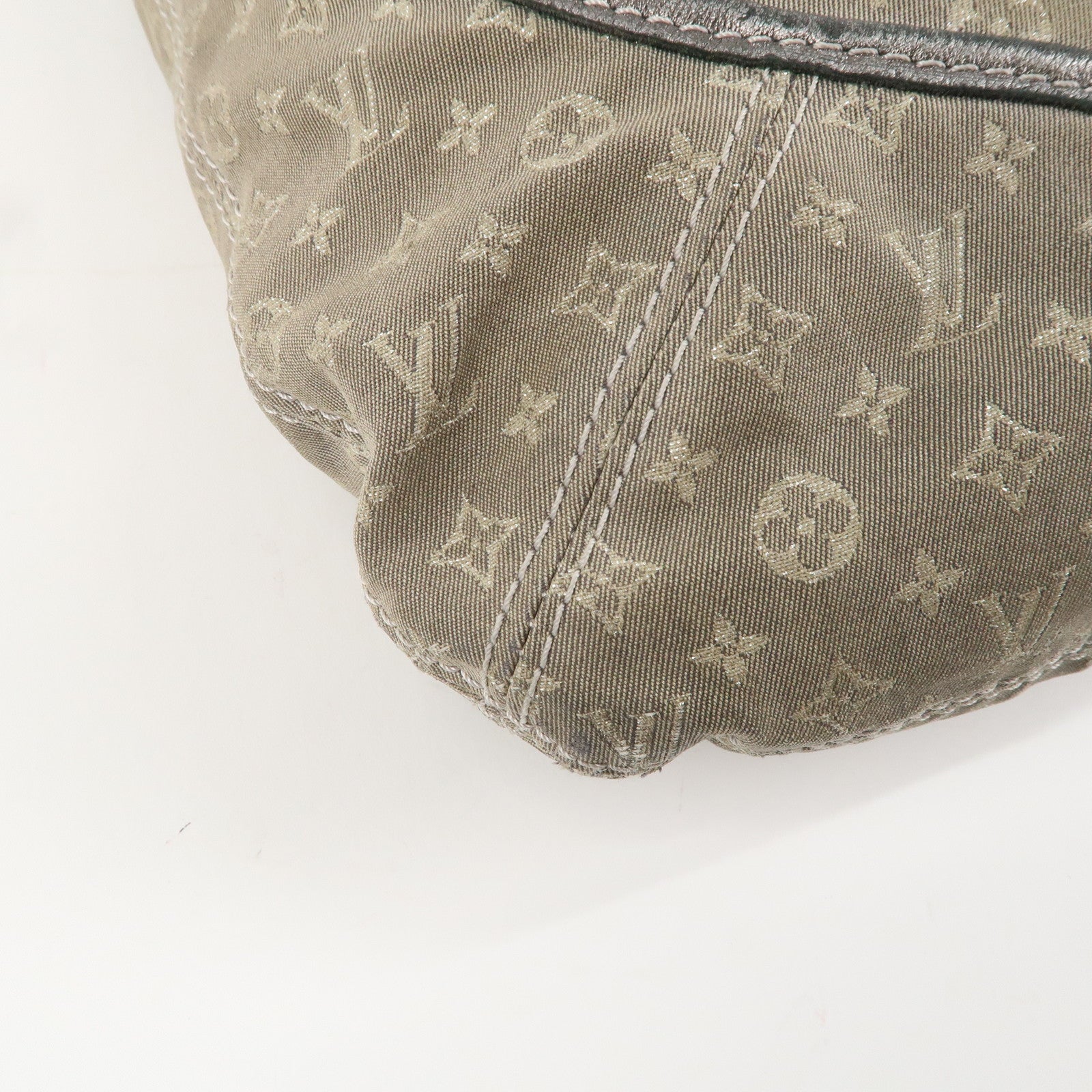 Louis Vuitton Monogram MiniLin Manon MM ShoulderBag Platine M95618