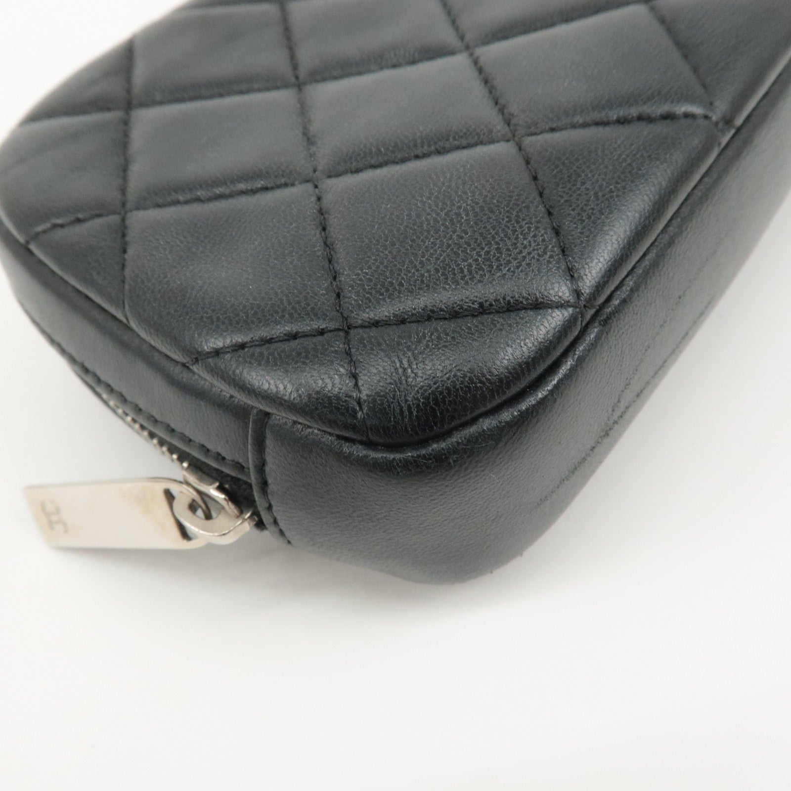 CHANEL Matelasse Lamb Skin Cosmetic Pouch Clutch Black A80909 Used