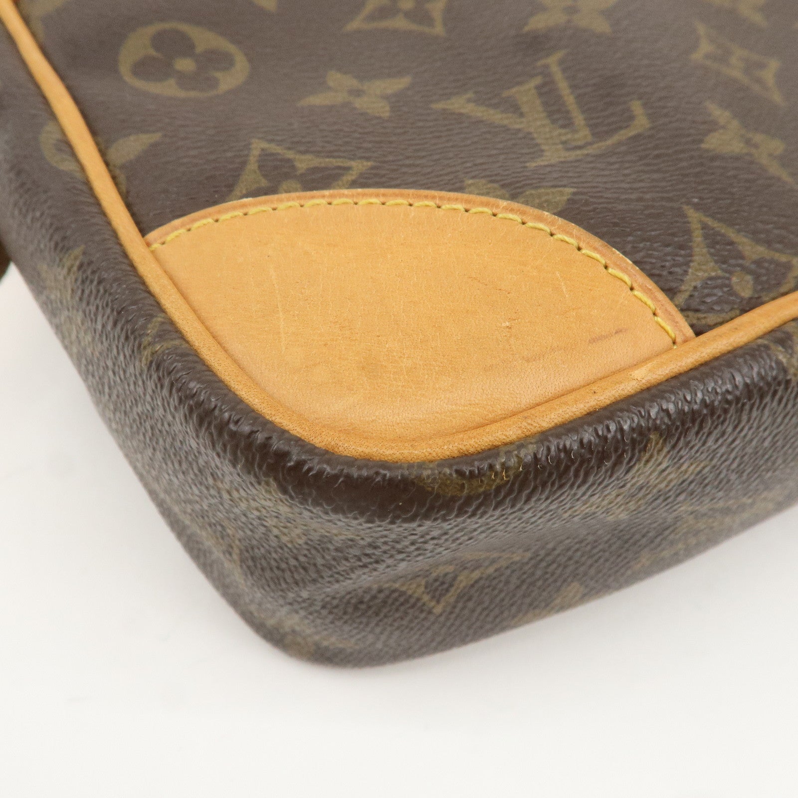 Louis Vuitton Monogram Compiegne 28 Pouch Clutch Bag M51845