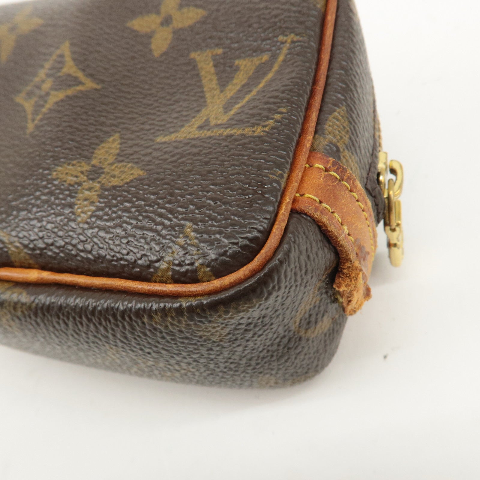 Louis Vuitton Monogram Trousse Wapity Pouch Camera Case M58030