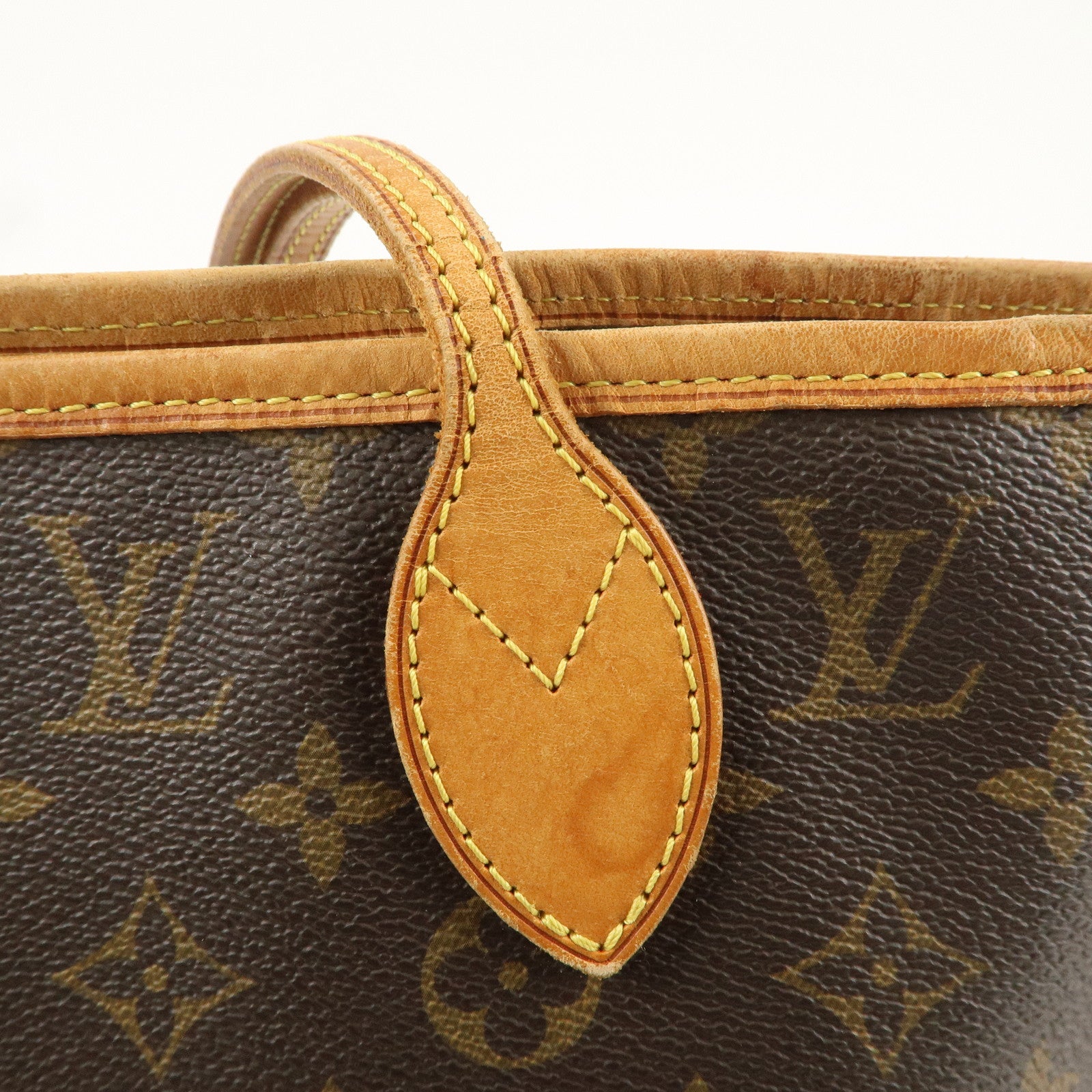 Louis Vuitton Monogram Neverfull MM Tote Bag Brown M40156