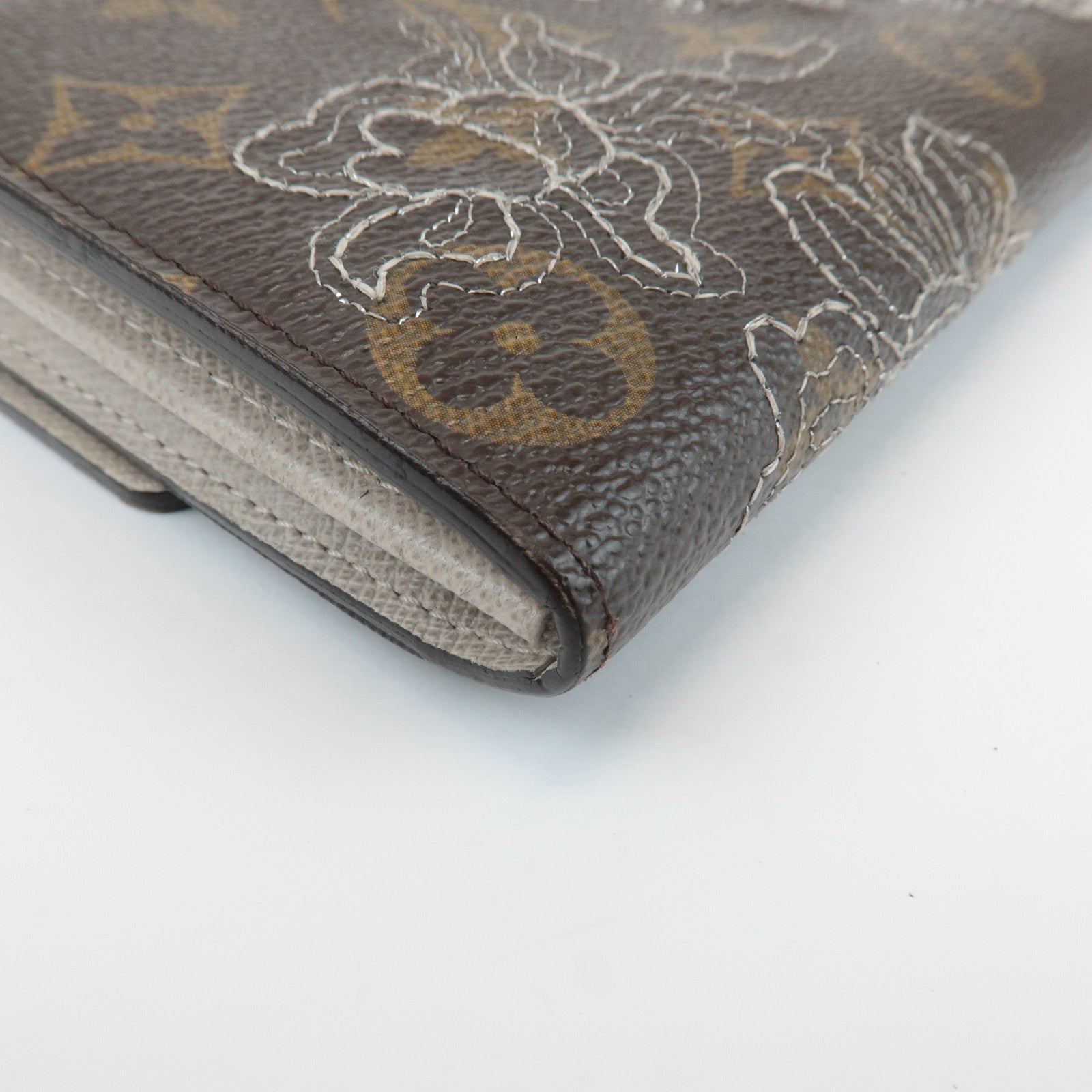 Louis Vuitton Monogram Dantelle Portefeuille Sarah Wallet M95390