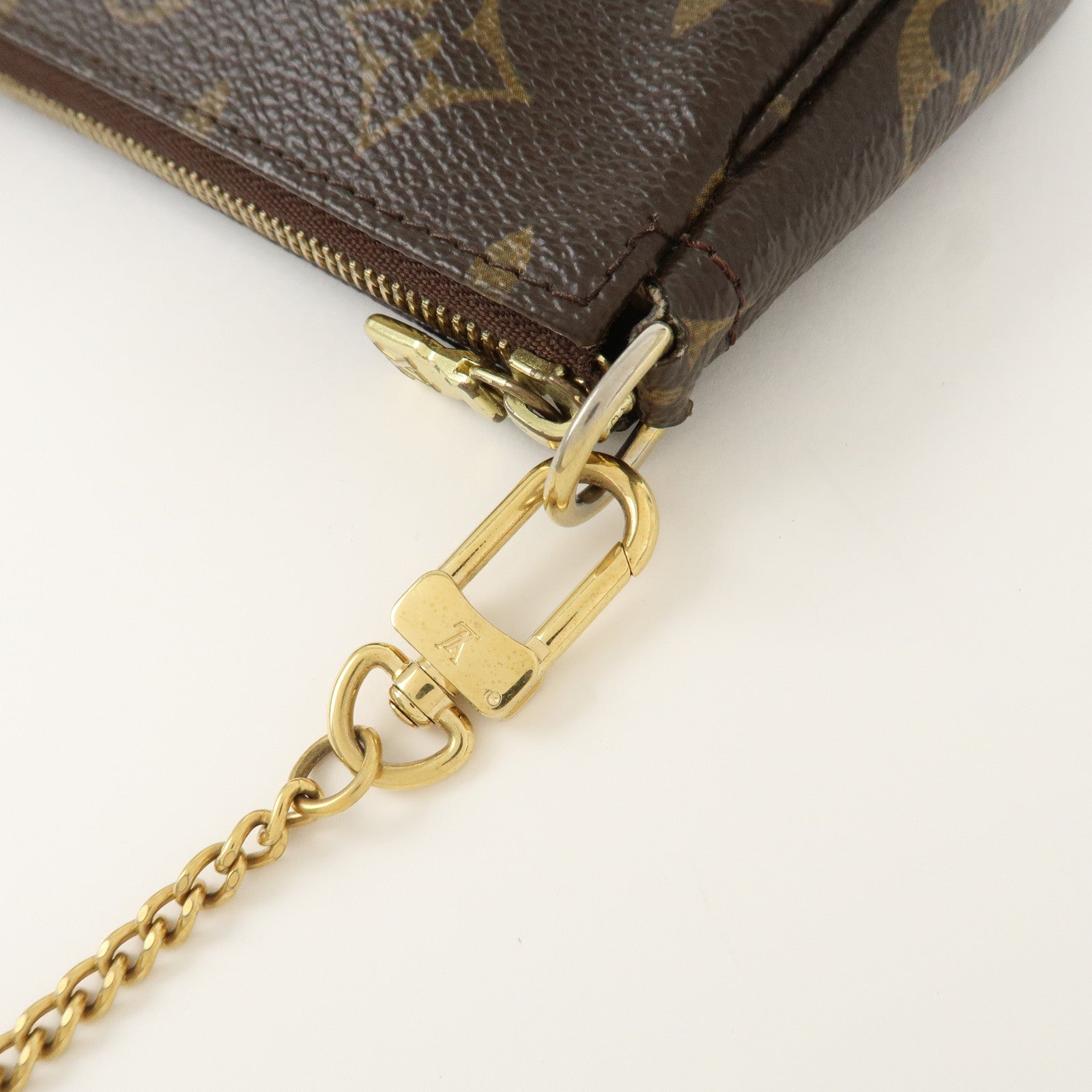 Louis Vuitton Monogram T&B Mini Pochette Accessoires Pouch M60153 Used