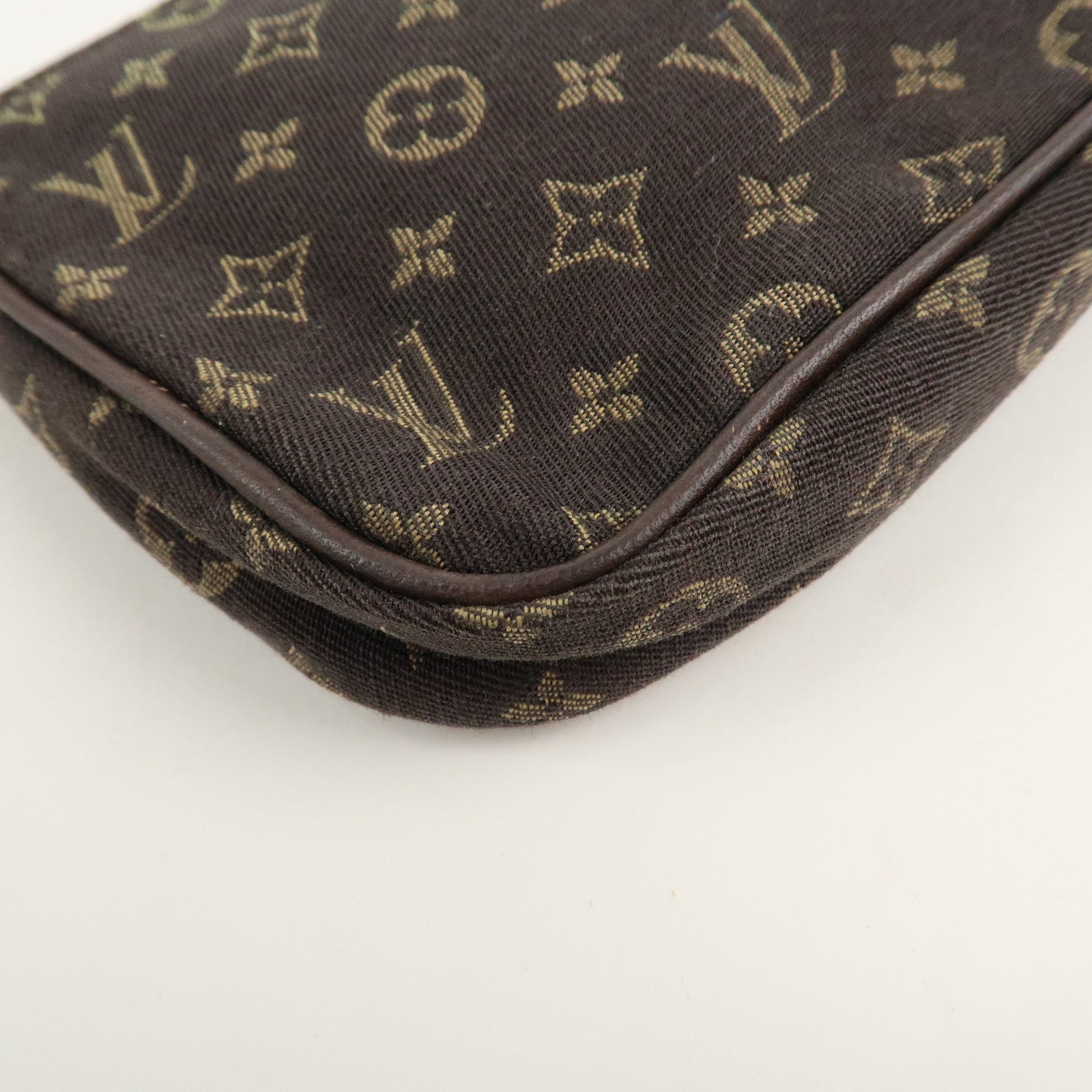 Louis Vuitton Monogram Mini Lin Pouch for Bucket PM Bag Ebene Used