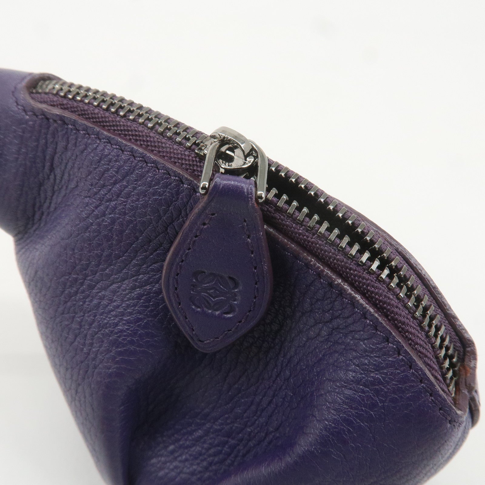 LOEWE Animal Collection Leather Bear Coin Purse Purple