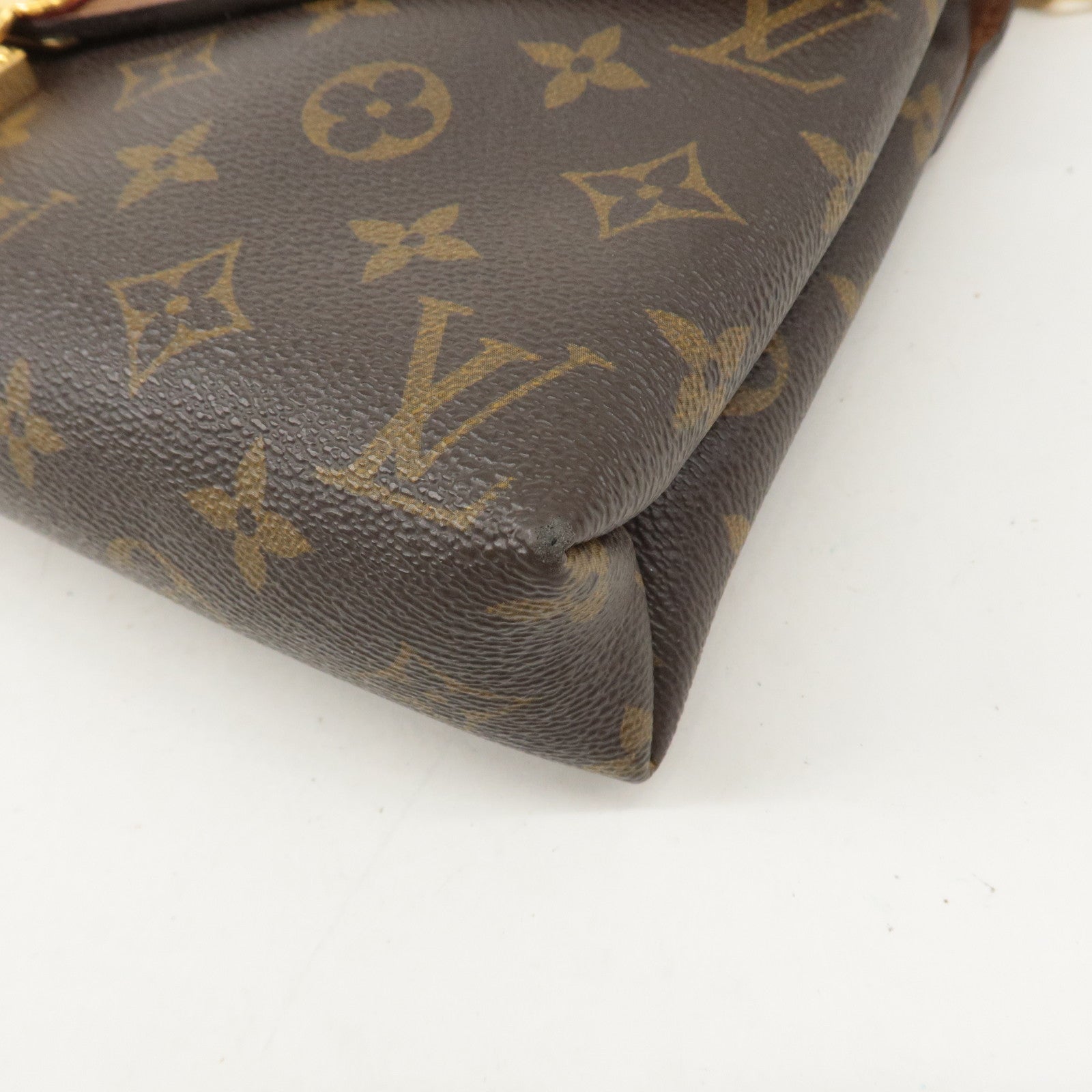 Louis Vuitton Monogram Pallas Chain Shoulder Bag Havane M41203