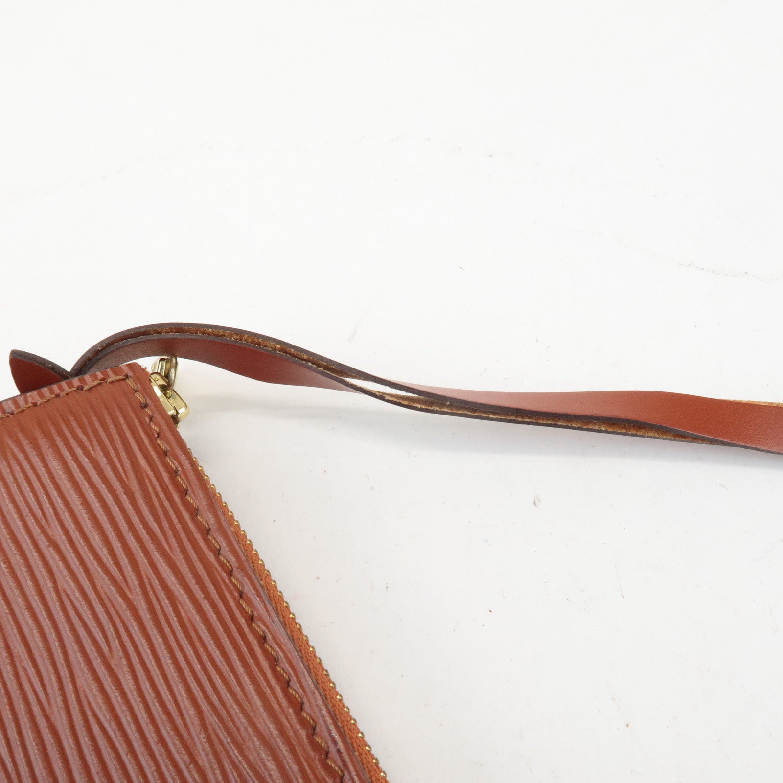 Louis Vuitton Epi Pochette Accessoires Pouch Kenia Brown M52948 Used