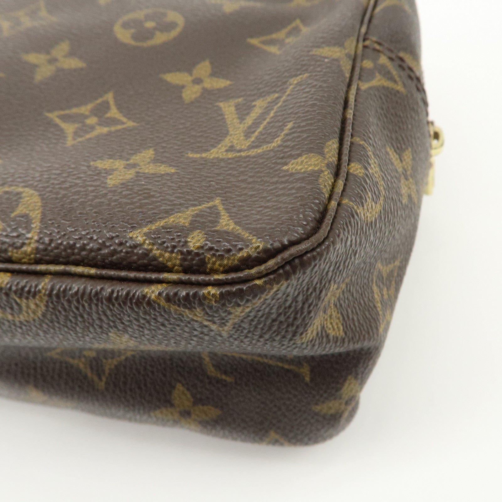 Louis Vuitton Monogram Trousse Toilette 28 Pouch M47522