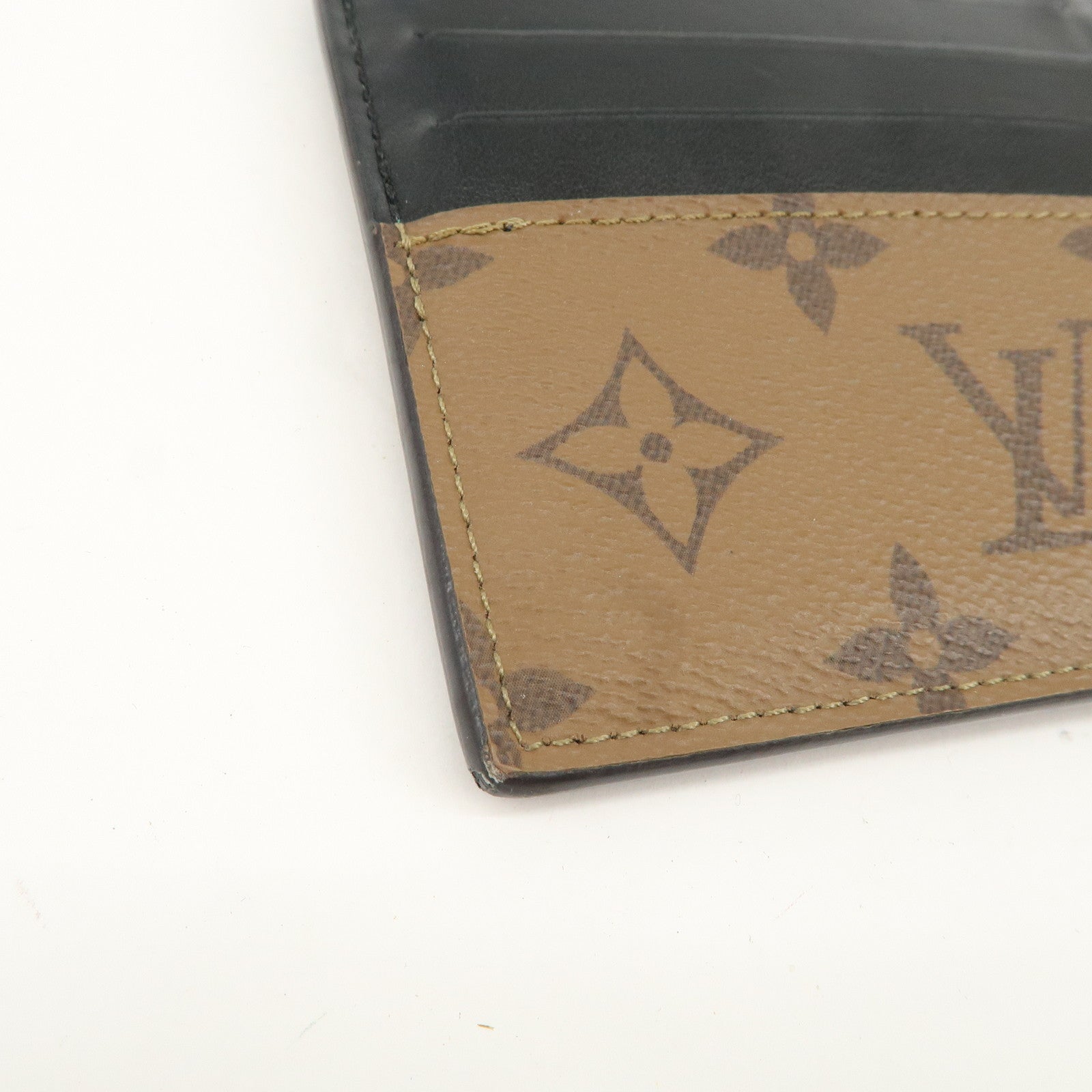 Louis Vuitton Monogram Reverse Slim Purse Card Case M80390 Used