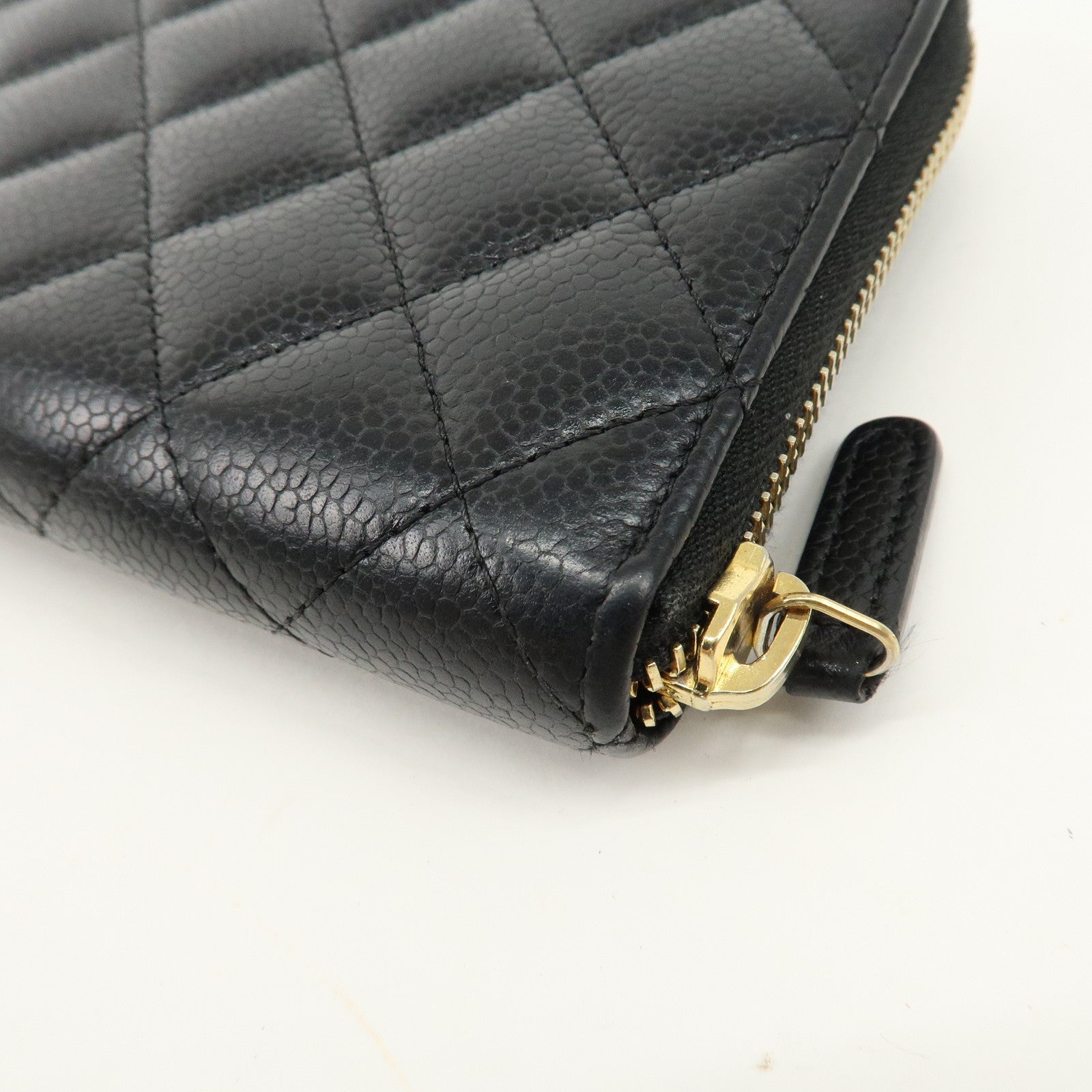 CHANEL Matelasse Caviar Skin Round Zippy Long Wallet Black A50097