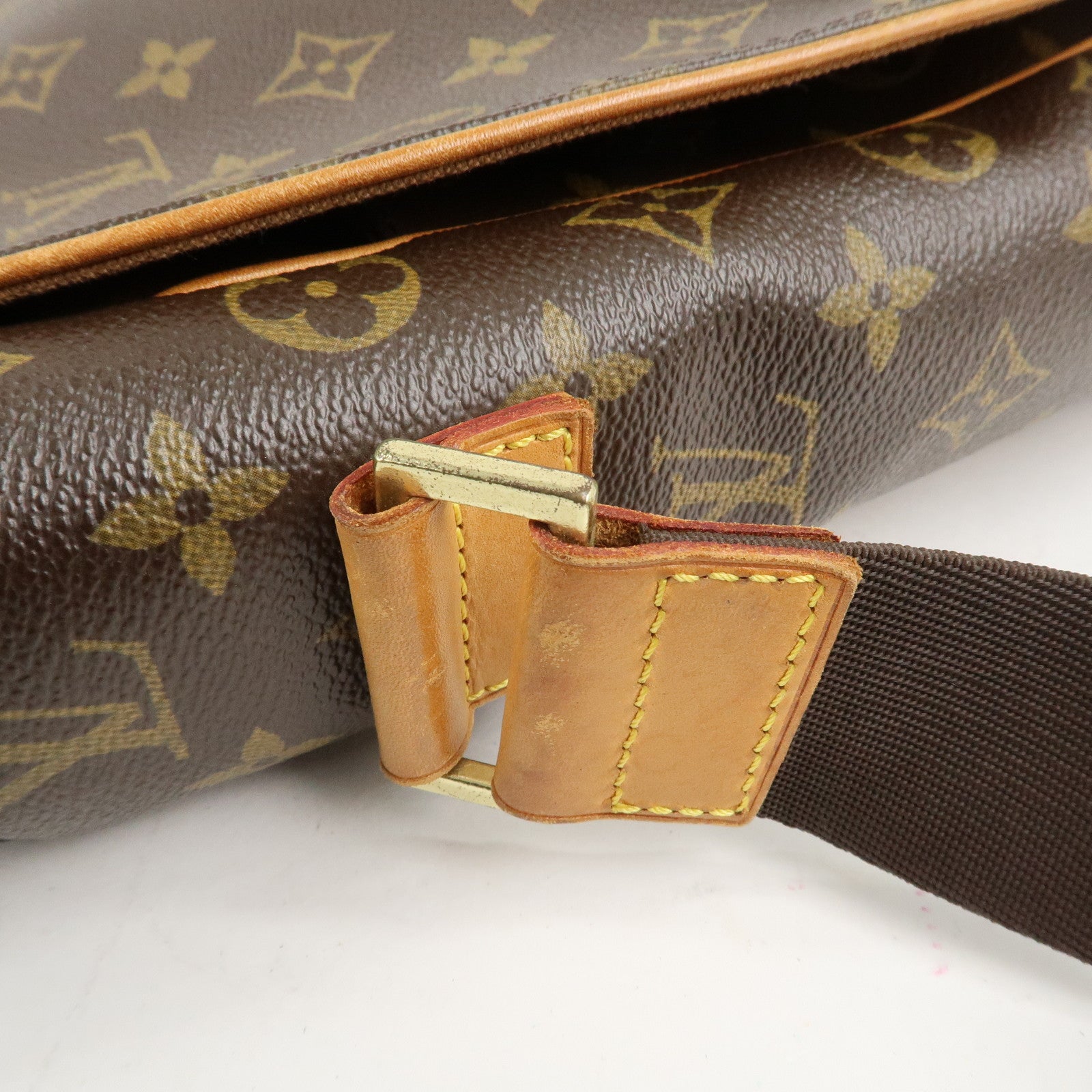 Louis Vuitton Monogram Abbesses Messenger Bag Hand Bag M45257 Used