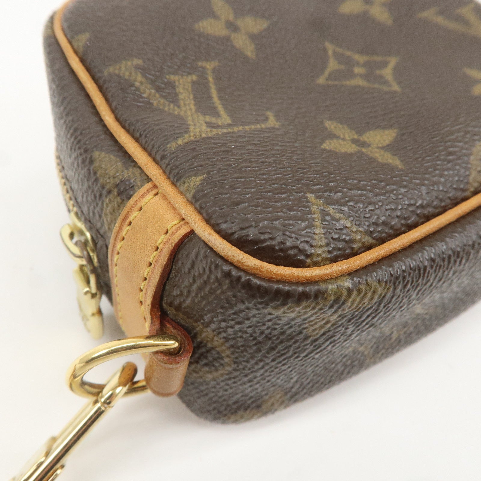 Louis Vuitton Monogram Trousse Wapity Pouch Camera Case M58030