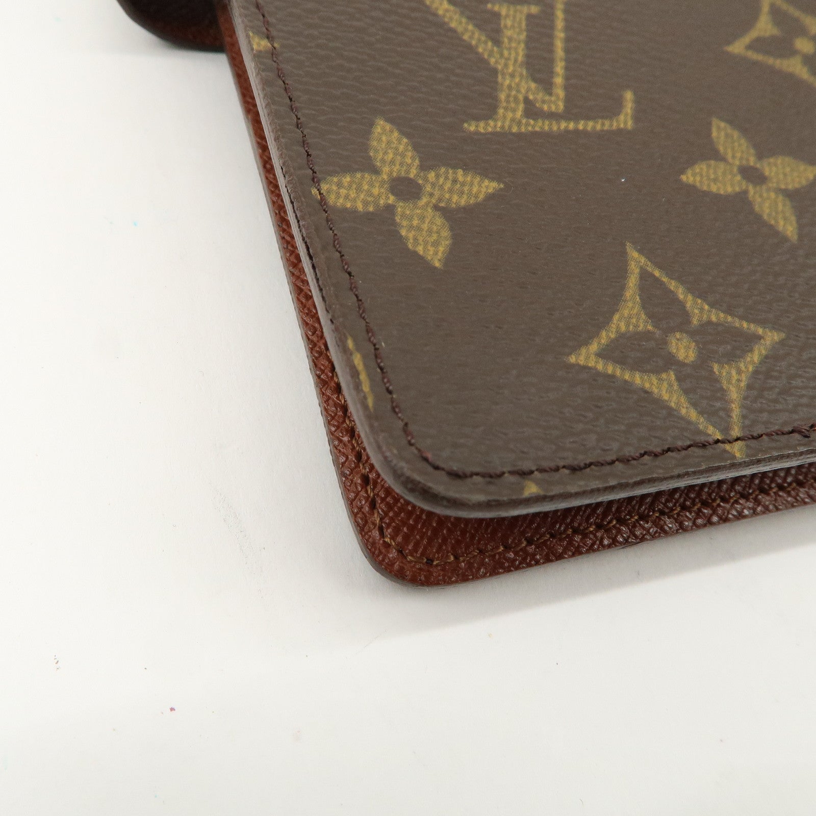 Louis Vuitton Monogram Agenda MM Planner Cover R20105