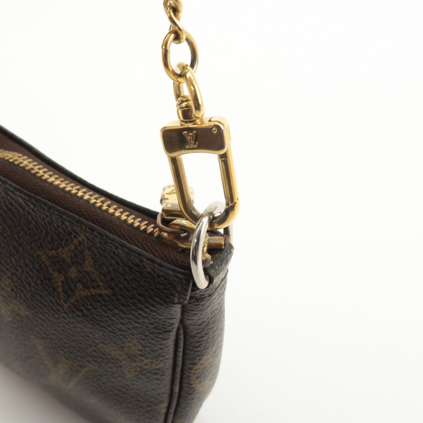 Louis Vuitton Monogram Mini Pochette Accessoires Pouch M58009