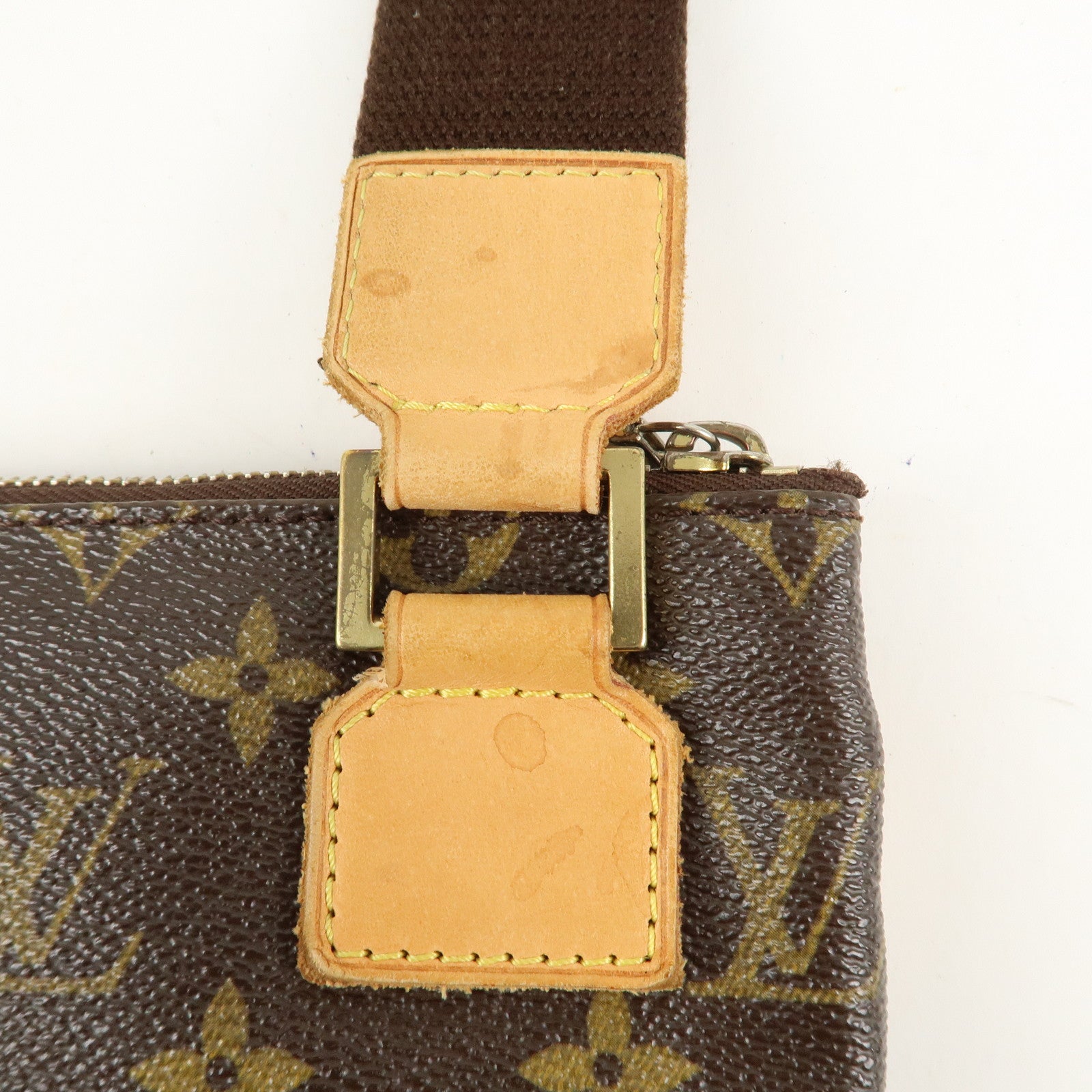 Louis Vuitton Monogram Pochette Bosphore Shoulder Bag M40044