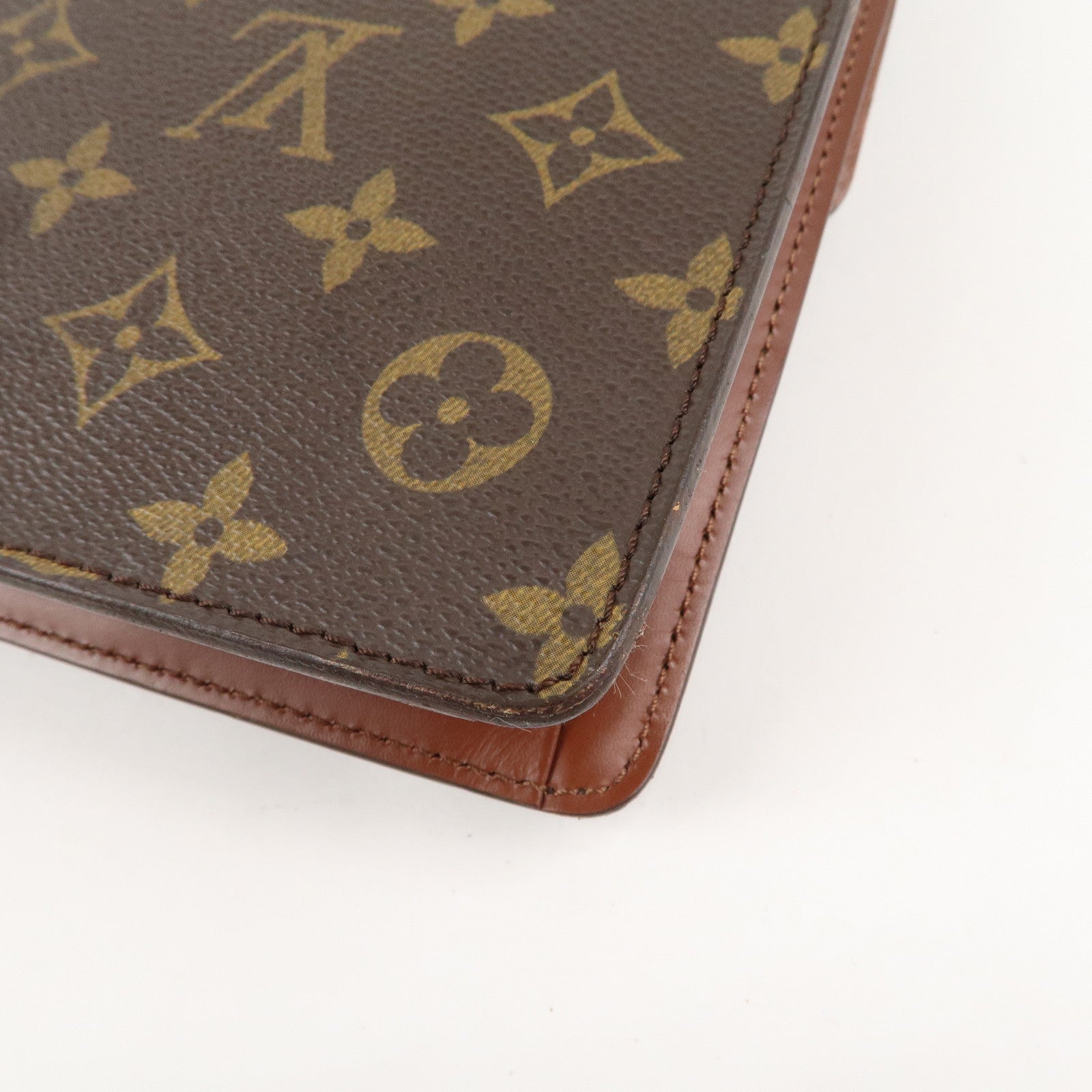 Louis Vuitton Monogram Canvas Chaillot Clutch Bag M51788