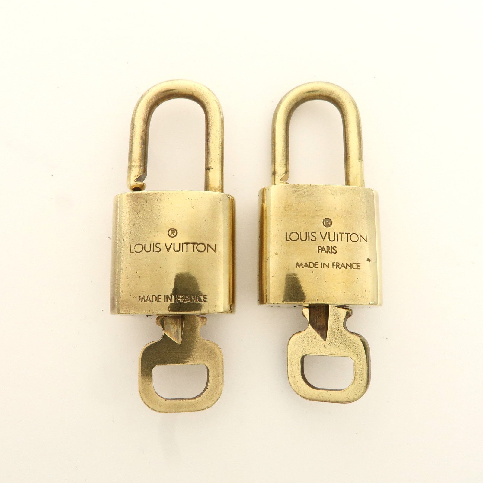 Louis Vuitton Set of 10 Lock 
Key Cadena Key Lock