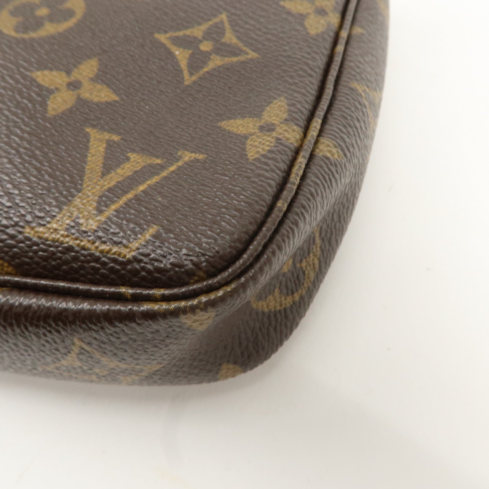 Louis Vuitton Monogram Pochette Accessoires Pouch M51980