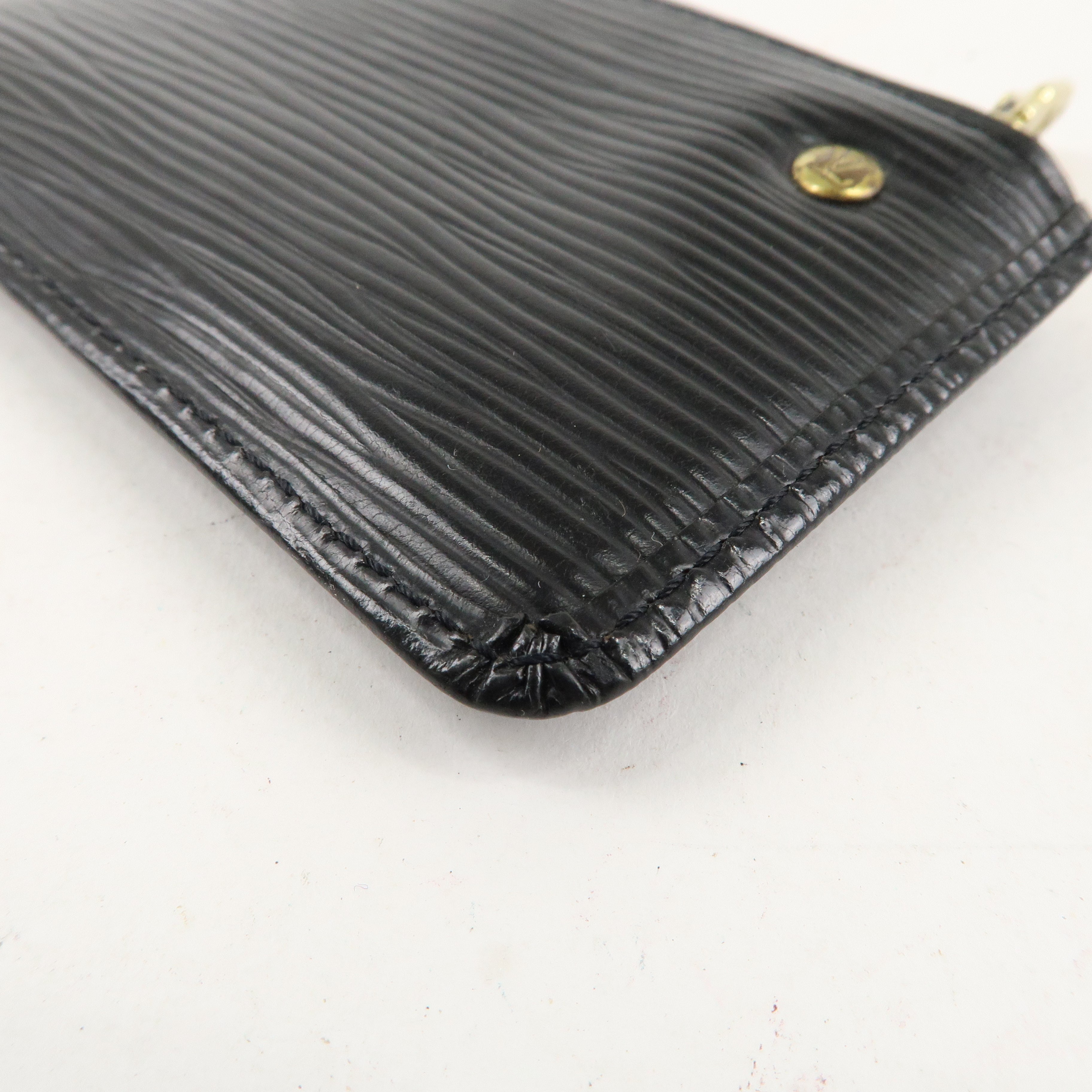 Louis Vuitton Epi Pochette Cles Coin Case Black Noir M63802