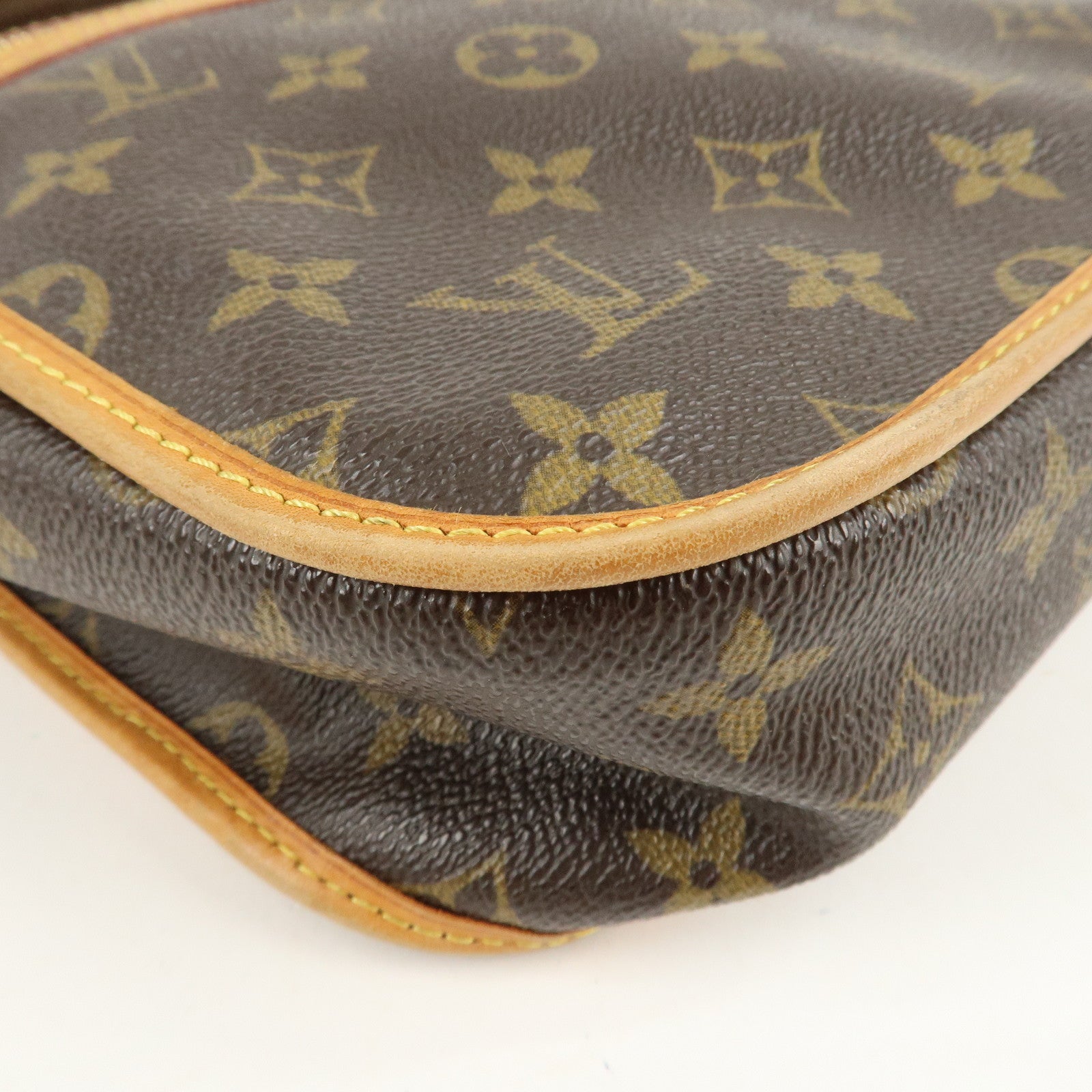 Louis Vuitton Monogram Messenger Bosphore PM Shoulder Bag M40106