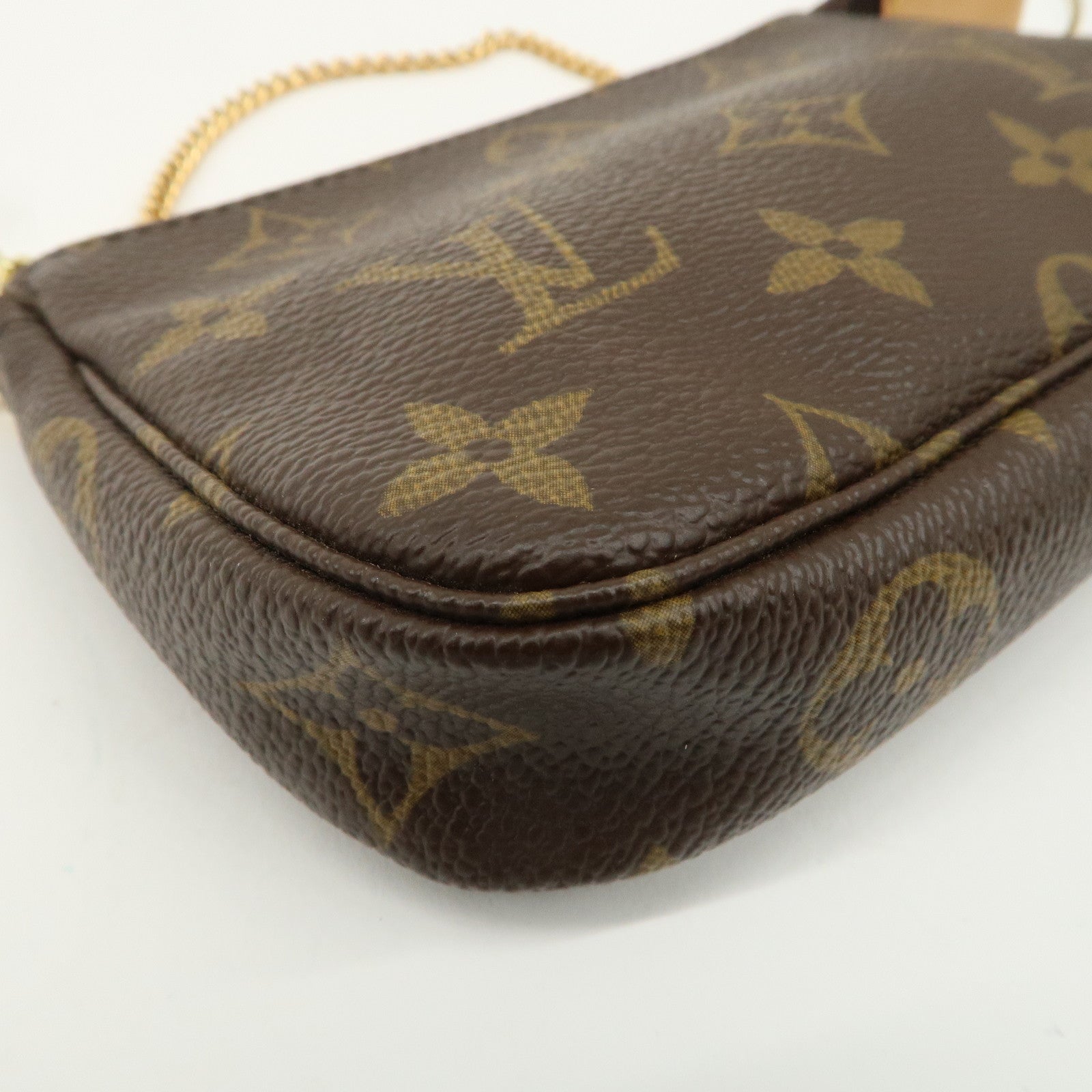 Louis Vuitton Monogram Mini Pochette Accessoires Pouch M58009