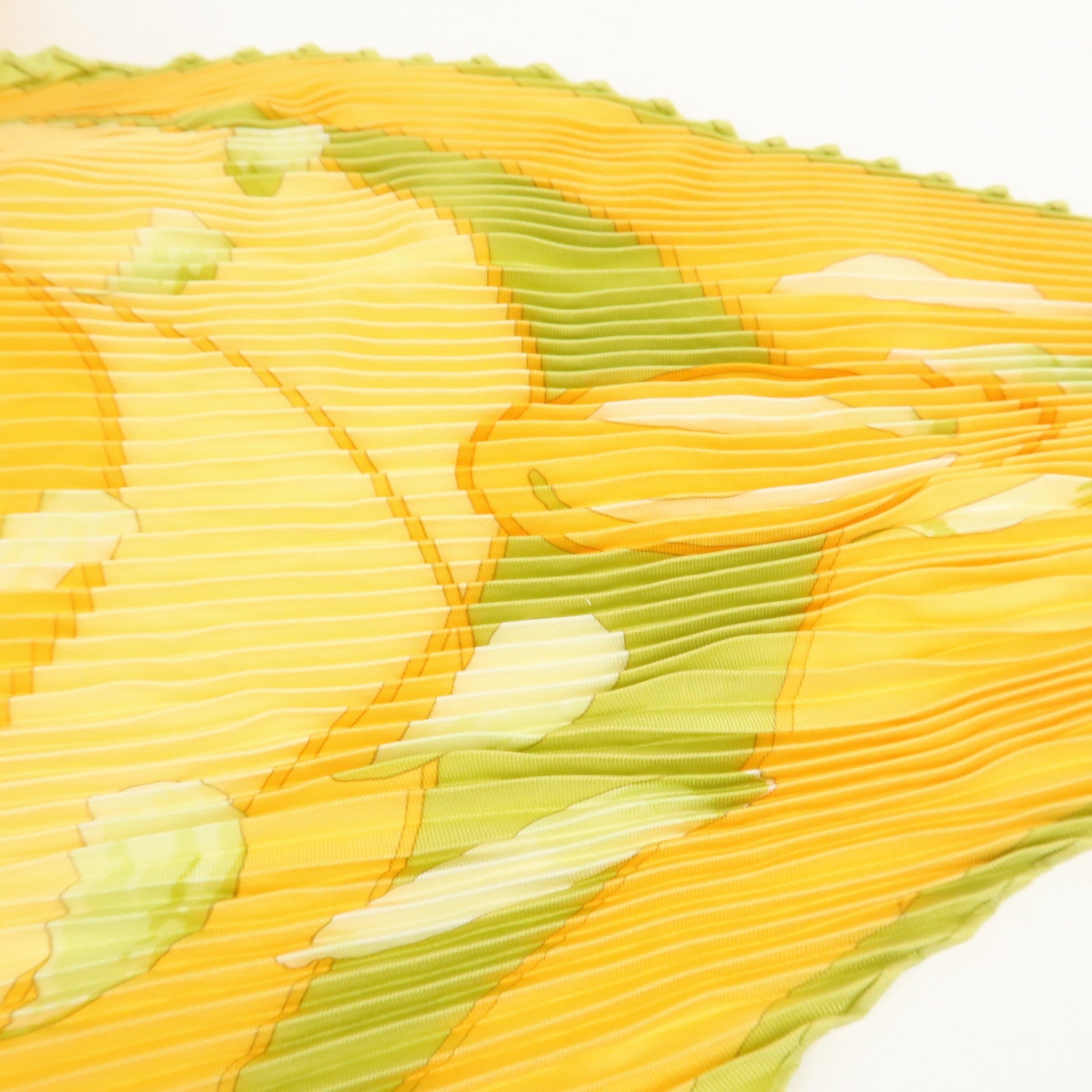 HERMES Silk 100% Pleats Carre Scarf Au gre du Vent Yellow Used