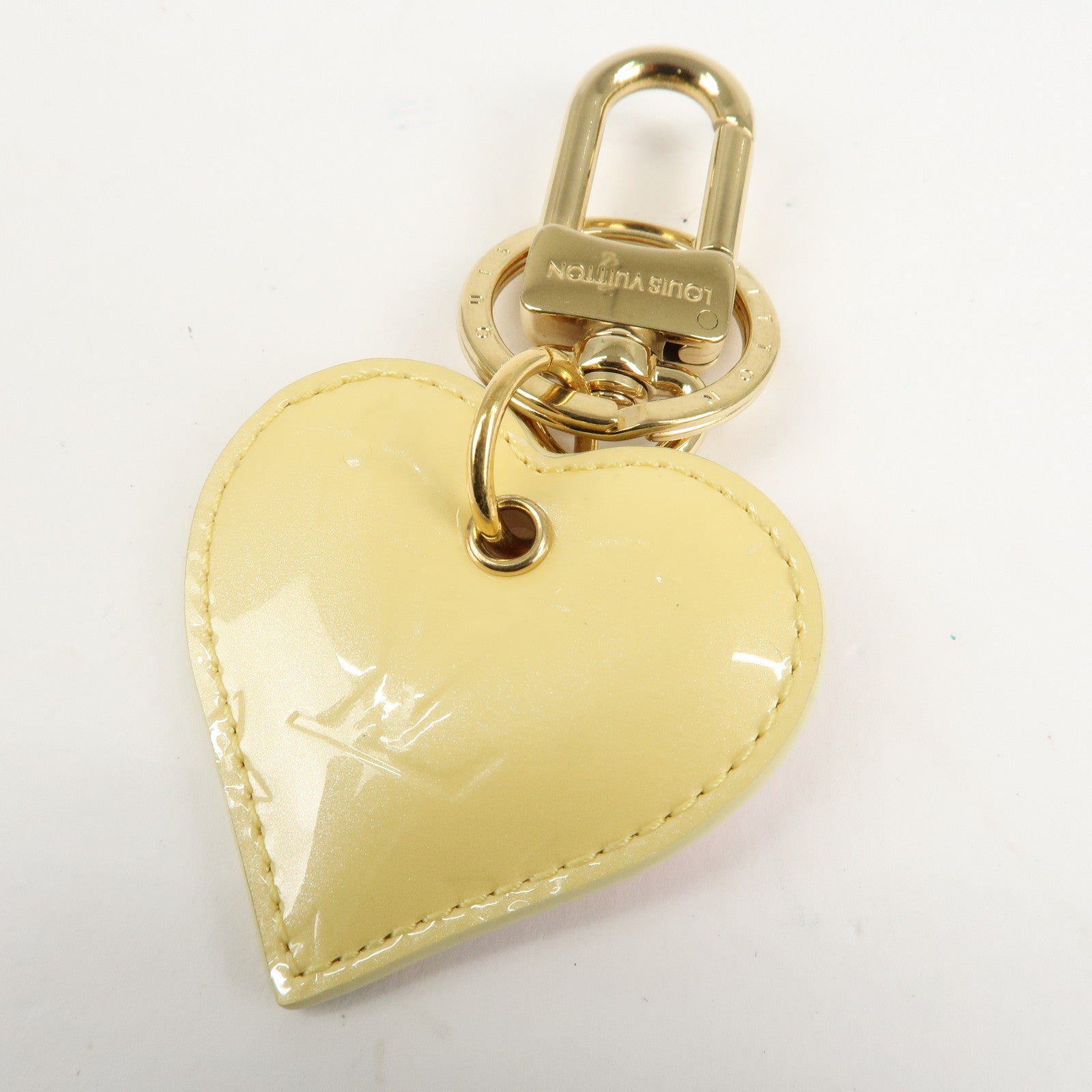 Louis Vuitton Monogram Vernis Porte Cles Lovelock Heart Charm Used