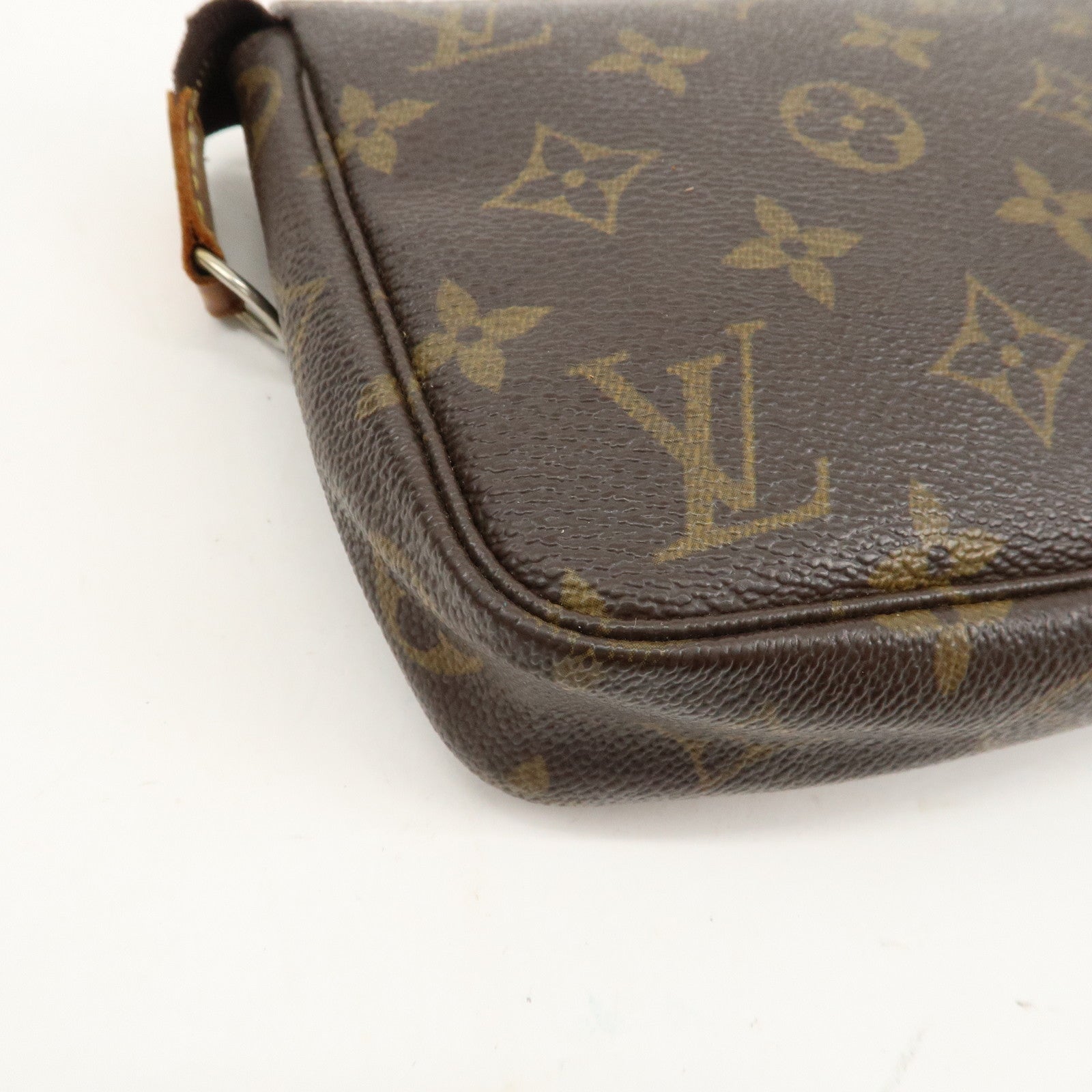 Louis Vuitton Monogram Pochette Accessoires Pouch M51980