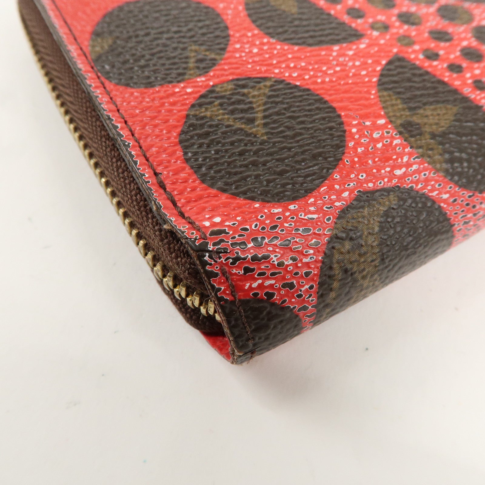 Louis Vuitton Monogram Yayoi Kusama Pumpkin Dots Zippy Wallet