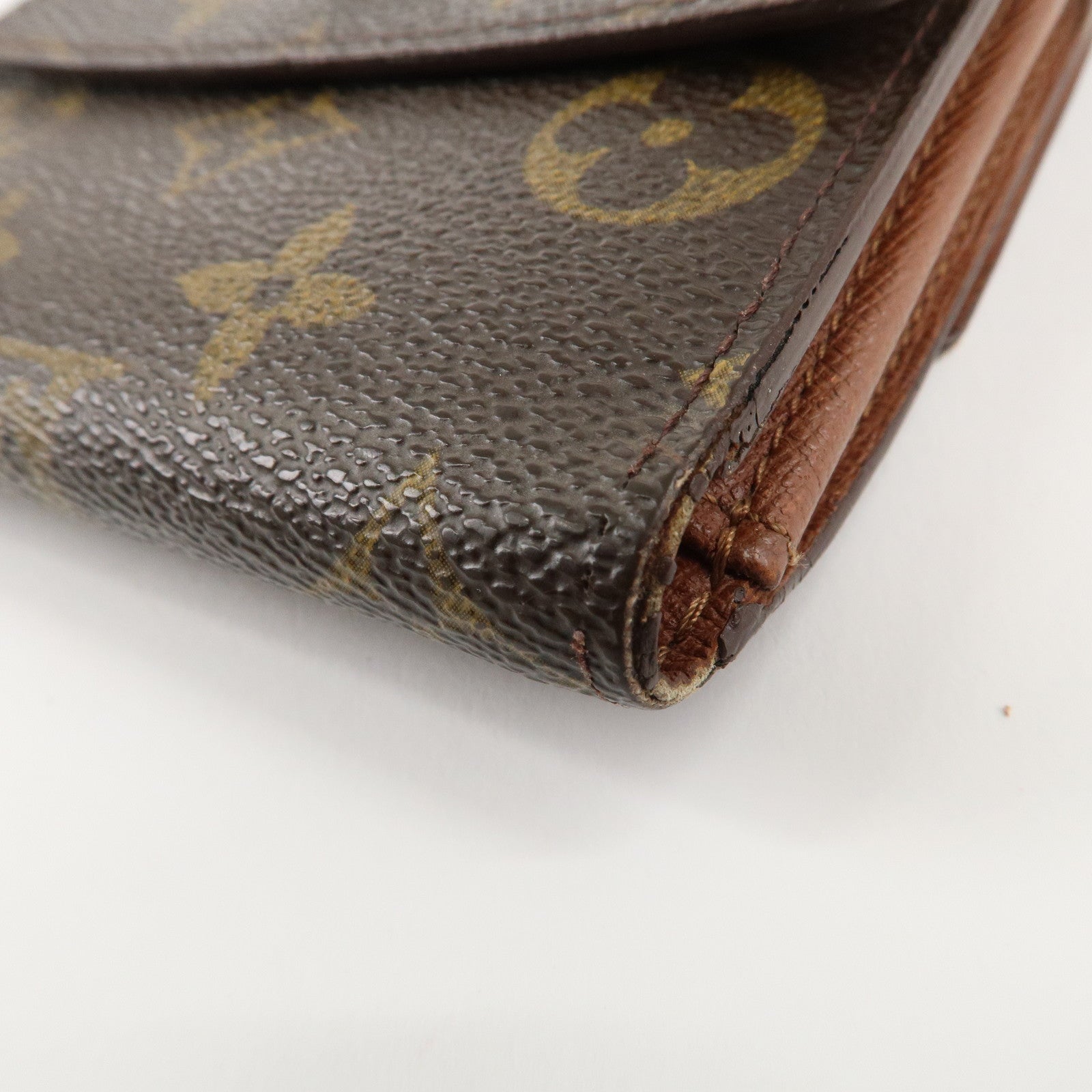 Louis Vuitton Monogram Porte Monnaie Billet Carte Credit M61652