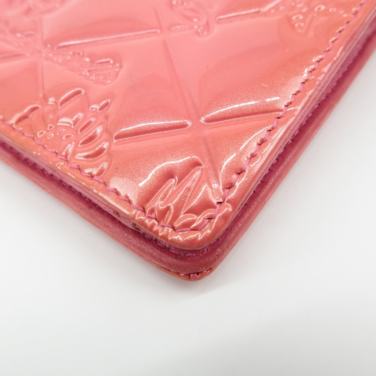 CHANEL Icon Line Patent Leather Bi-fold Wallet Pink Used