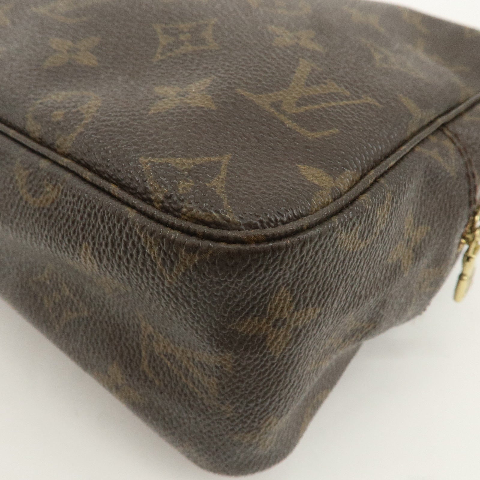 Louis Vuitton Monogram Trousse Toilette 28 Pouch M47522