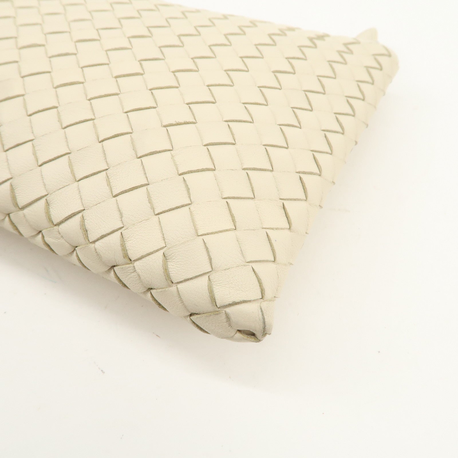 BOTTEGA VENETA Intrecciato Leather Pouch Cosmetic Pouch Ivory