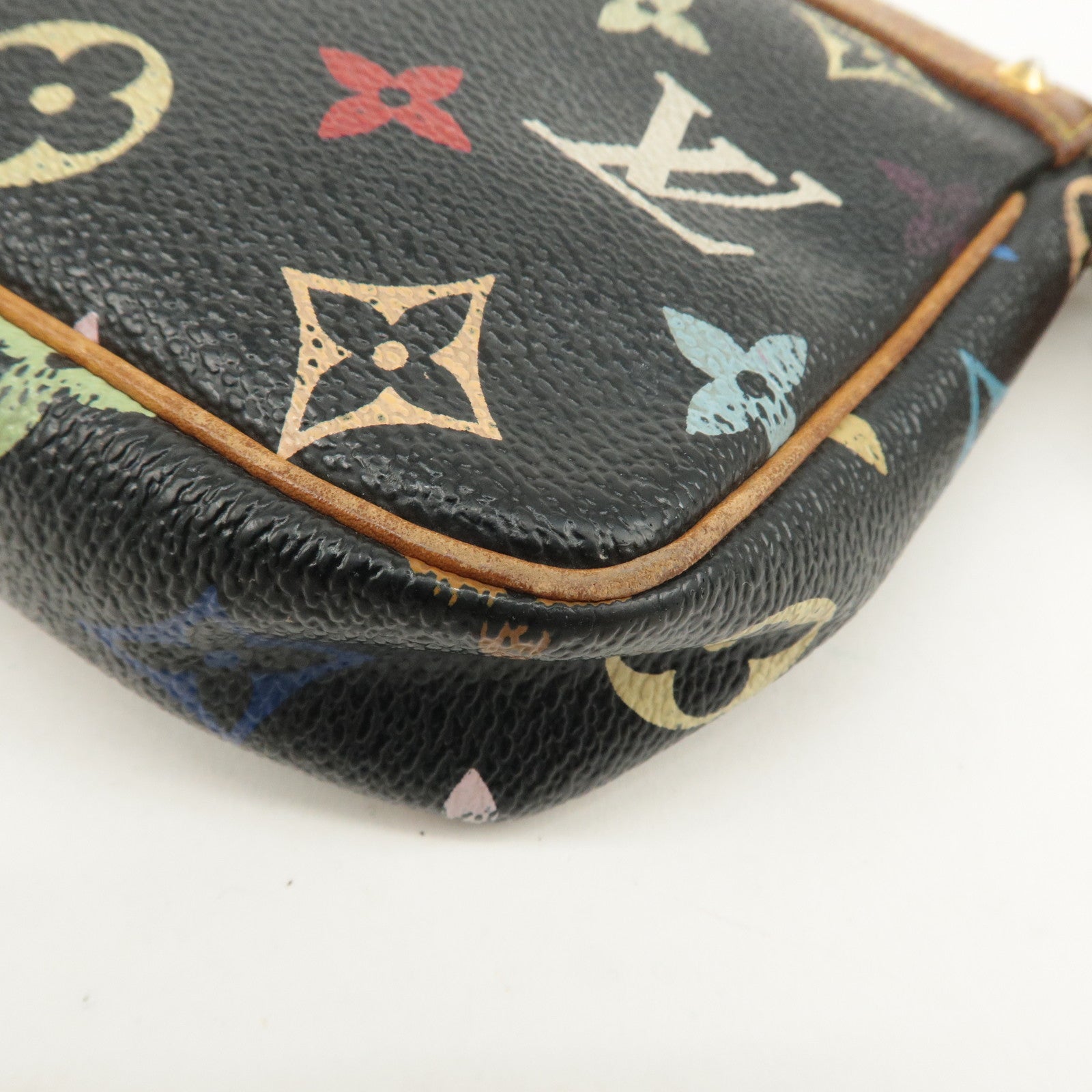 Louis Vuitton Monogram Multicolor Pochette Accessoires Noir M92648