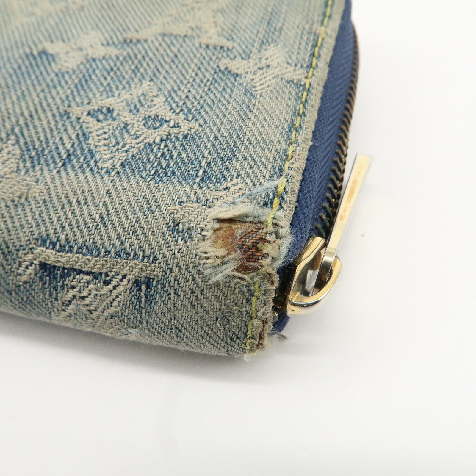 Louis Vuitton Monogram Denim Zippy Long Wallet Blue M95341